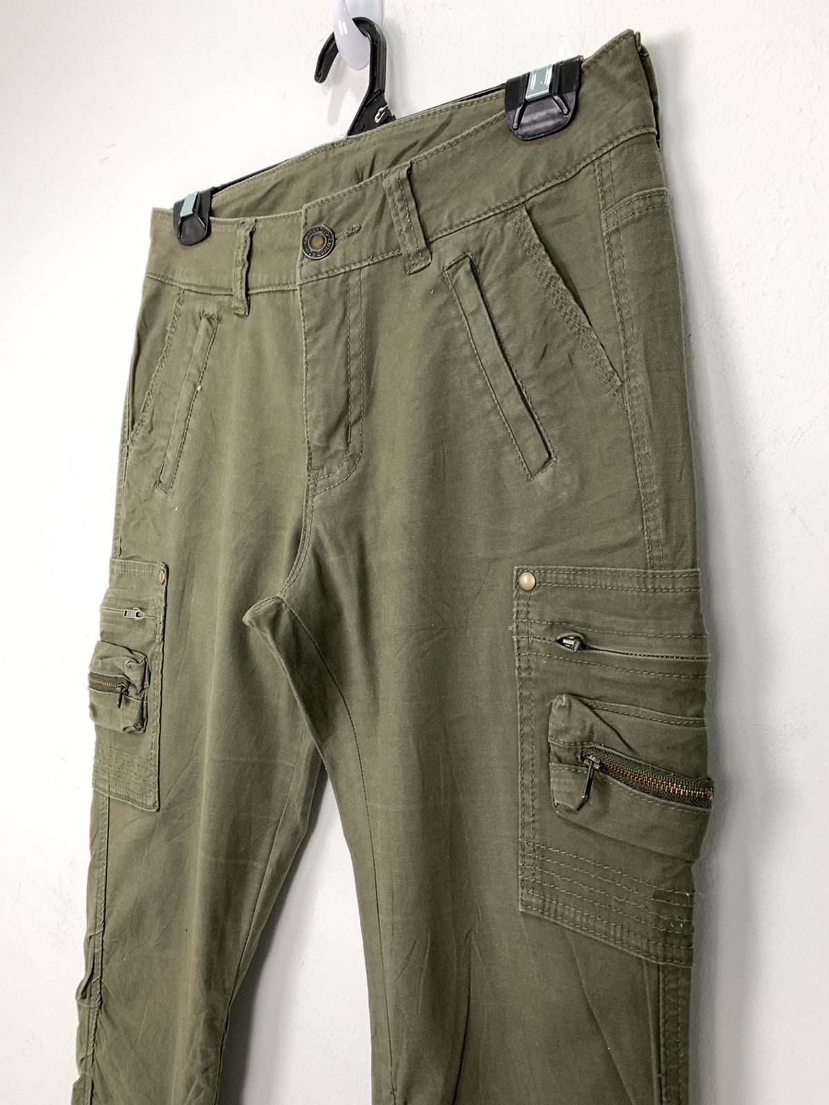 Japanese Brand × Seditionaries 10 Multipocket Baggy SpringLeg Parachute Military CargoPant Size US 29 - 7 Thumbnail