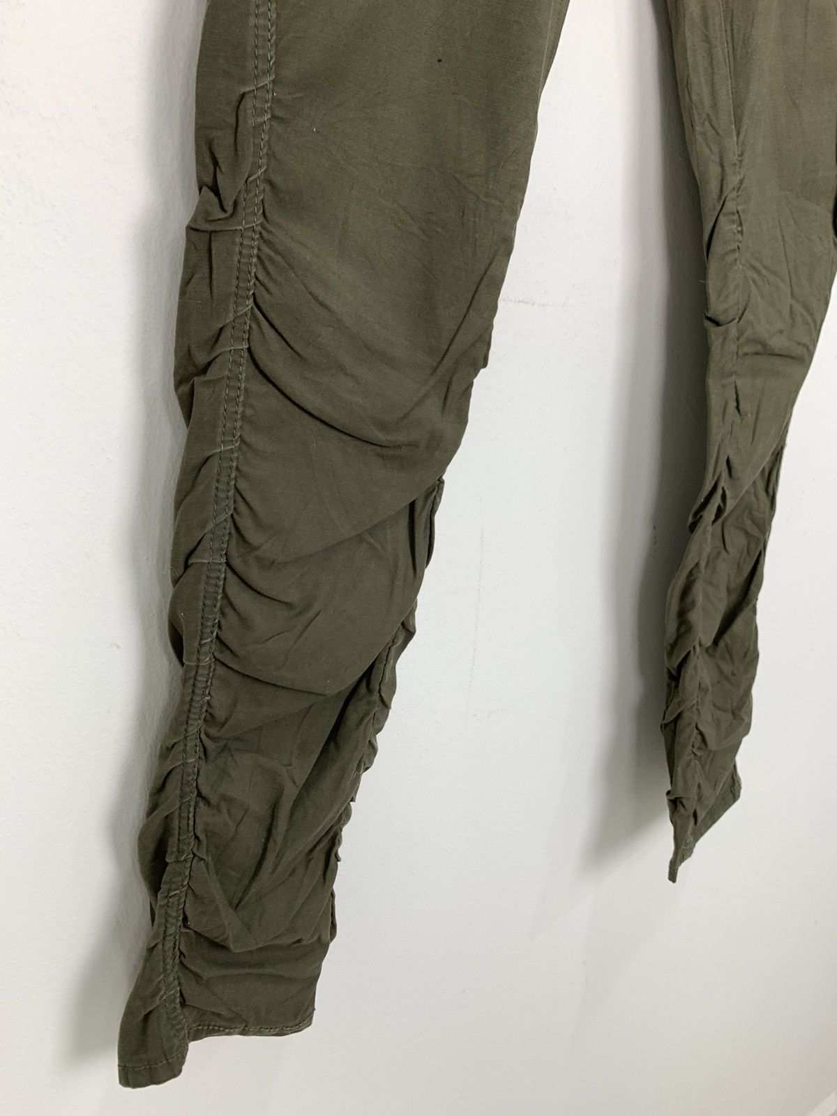 Japanese Brand × Seditionaries 10 Multipocket Baggy SpringLeg Parachute Military CargoPant Size US 29 - 8 Thumbnail