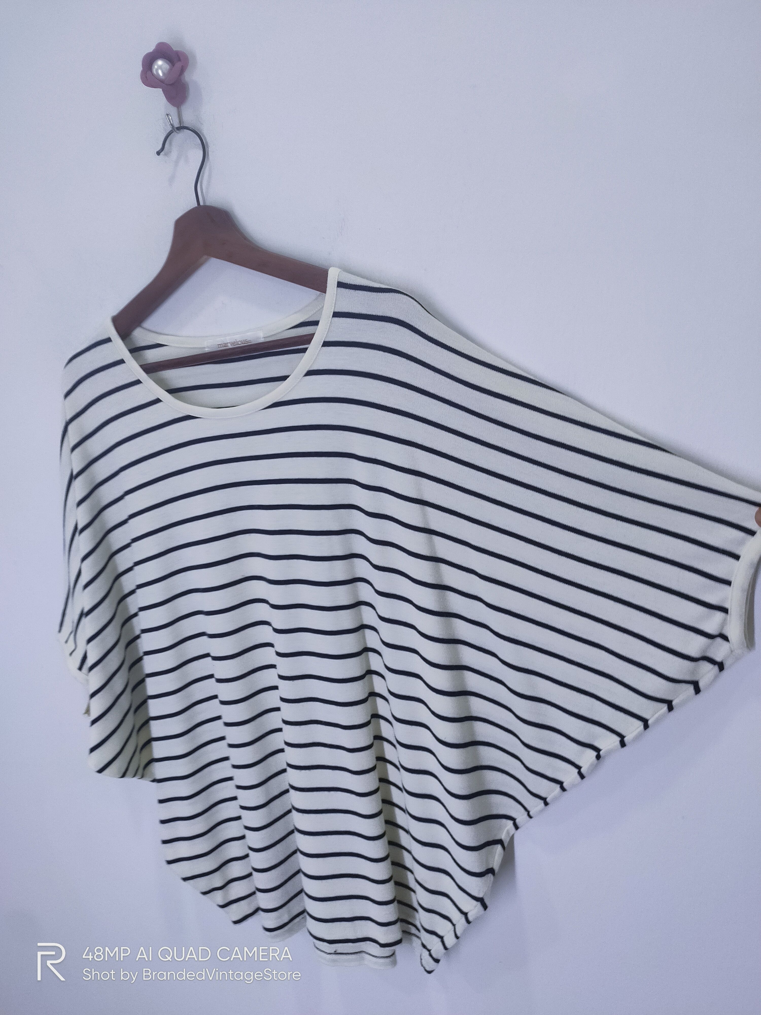 Japanese Brand × OVER THE STRiPES MARVELOUS Stripe Bat Wing Streetwear Sweatshirt Shortsleeve Size M / US 6-8 / IT 42-44 - 4 Thumbnail