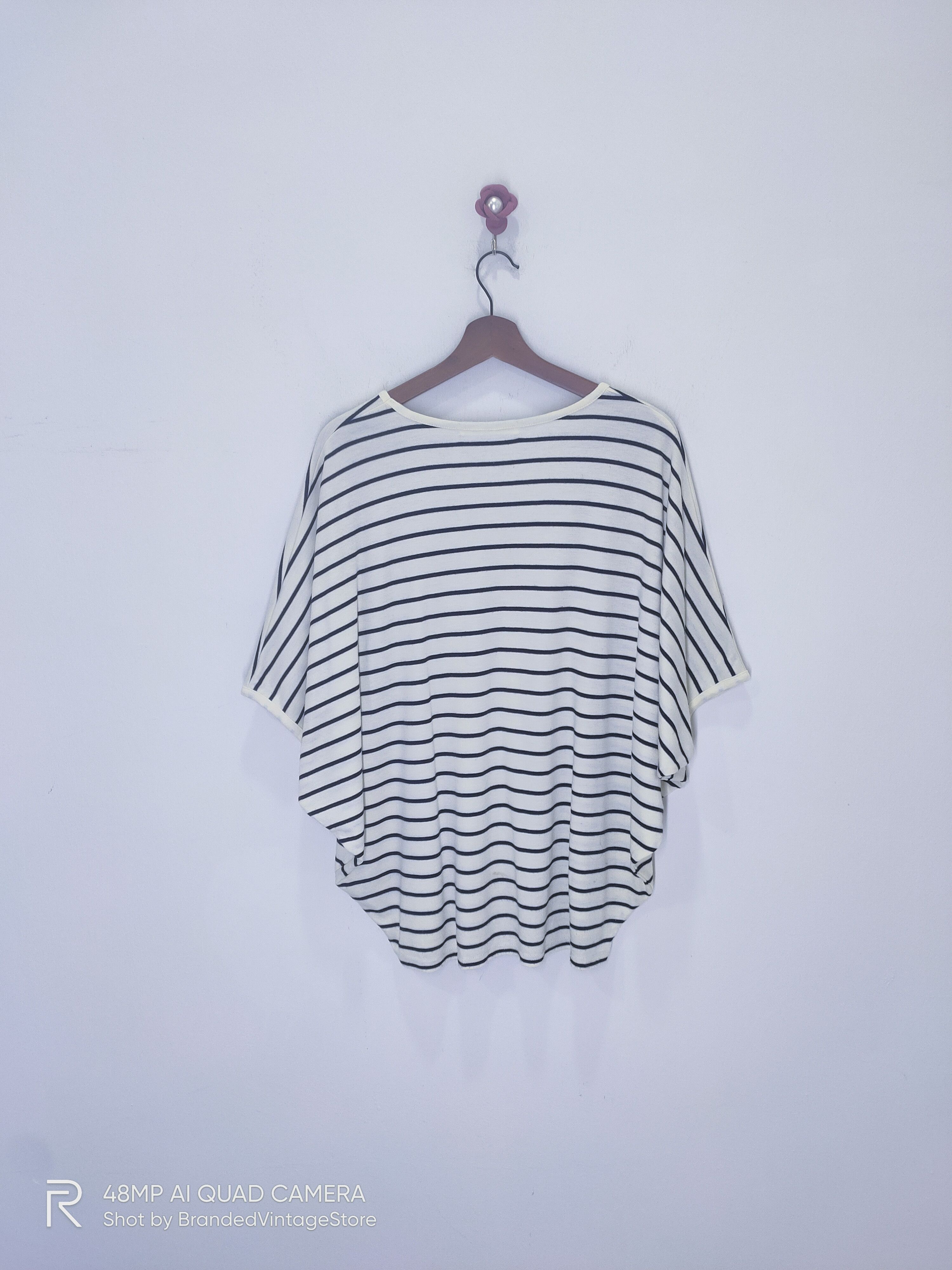 Japanese Brand × OVER THE STRiPES MARVELOUS Stripe Bat Wing Streetwear Sweatshirt Shortsleeve Size M / US 6-8 / IT 42-44 - 2 Thumbnail