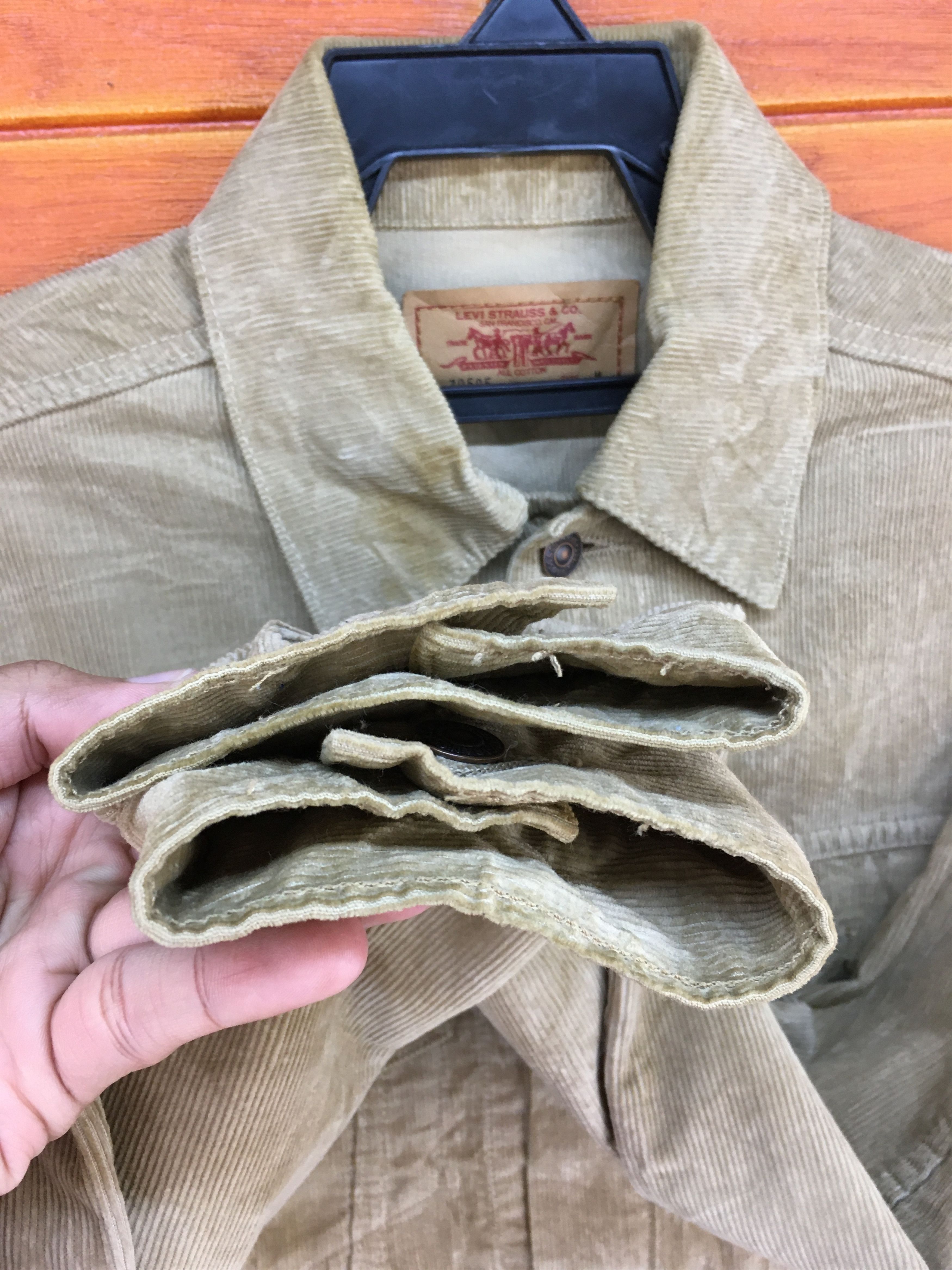 Levi's Vintage LEVIS Corduroy Trucker Denim Jacket Size US M / EU 48-50 / 2 - 8 Thumbnail
