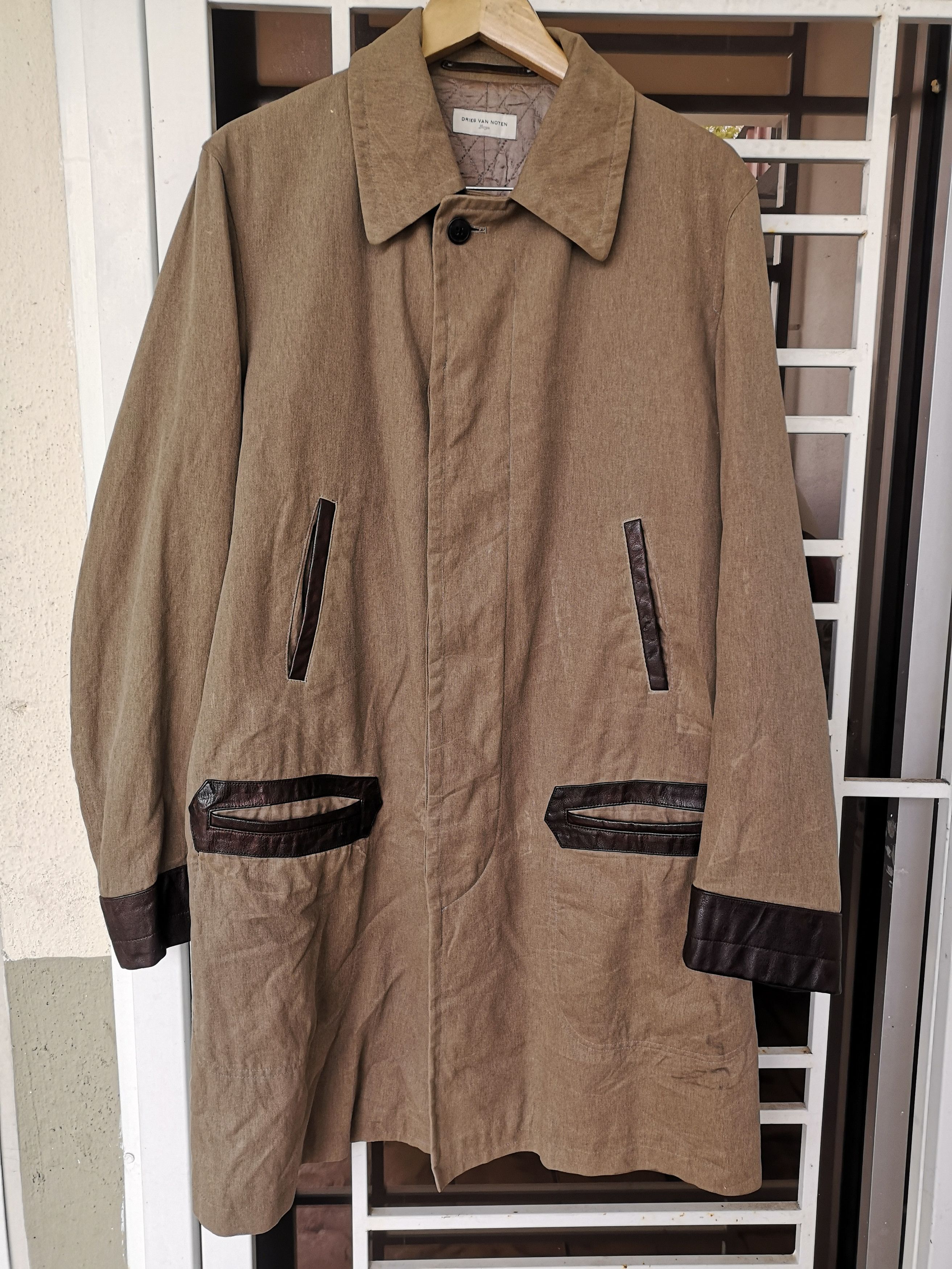 Dries Van Noten Dries van Noten Coat / Long Jacket Size US L / EU 52-54 / 3 - 1 Thumbnail