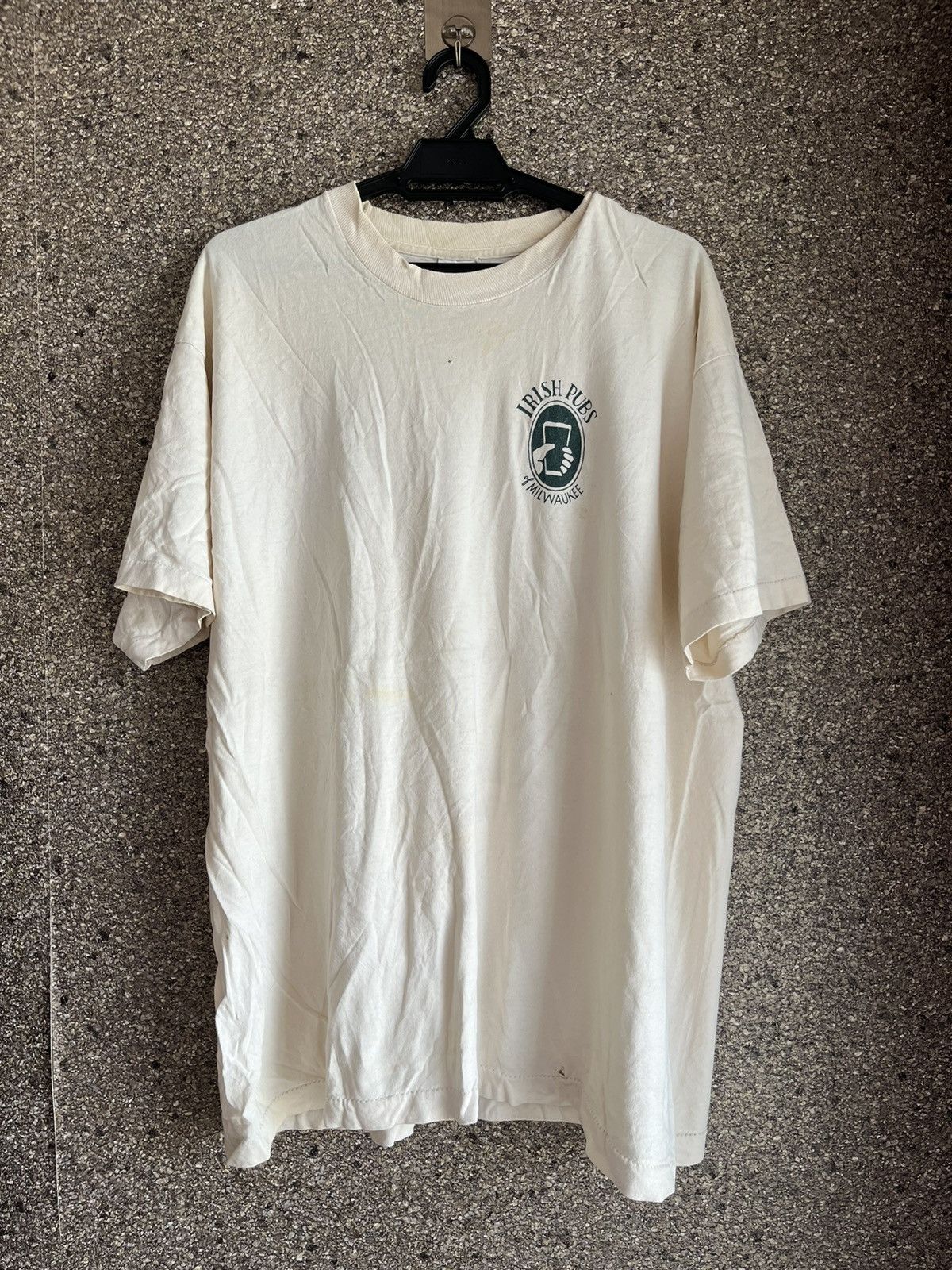 image of Vintage Irish Pubs Ft57 in Cream, Men's (Size XL)