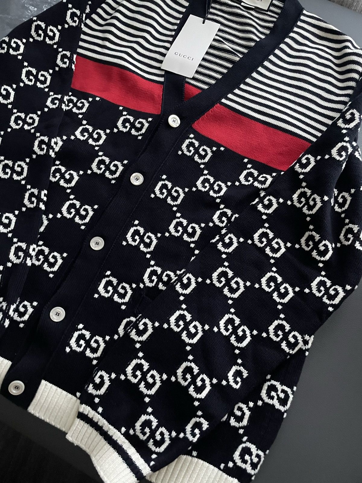 Gucci Rare Super Limited Runway Brand NEW GG Logo Cardigan Sweater Size US M / EU 48-50 / 2 - 19 Thumbnail