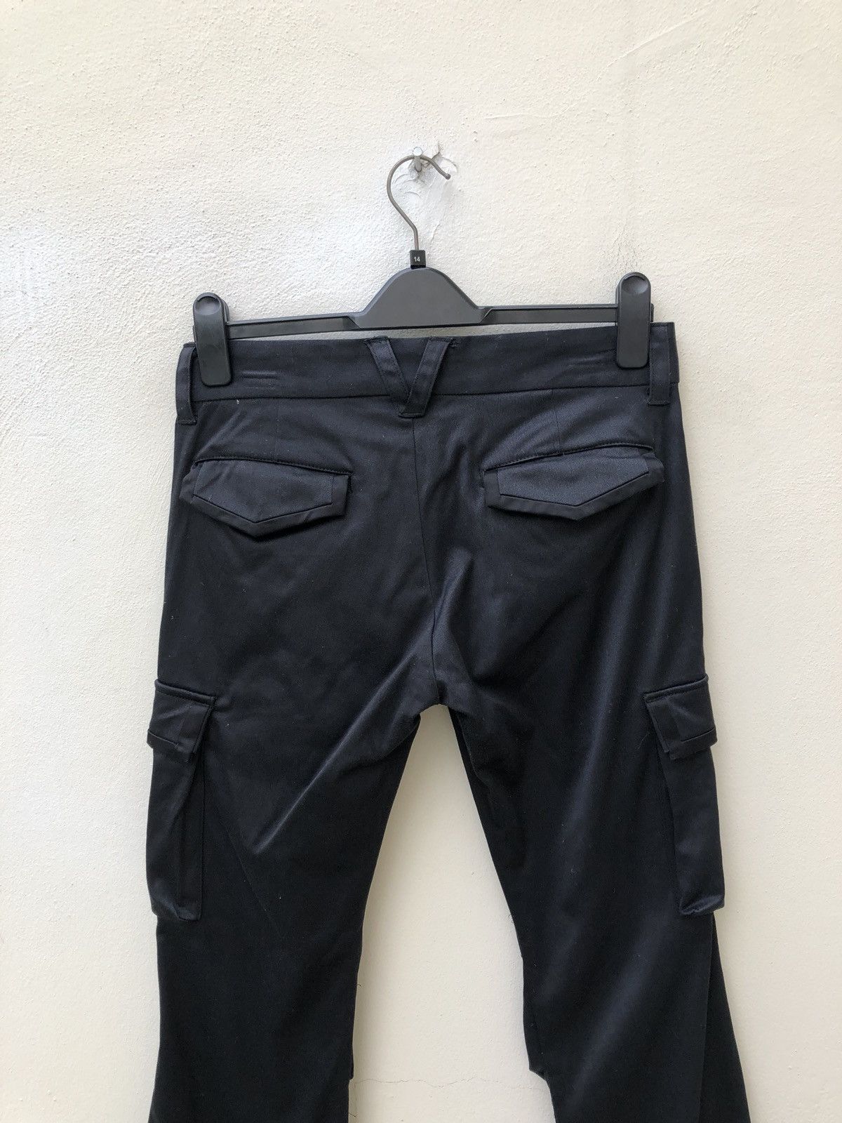 Vanquish Vanquish Gold Japan StretchBlack Crop Cargo Flare Trouser Size US 29 - 10 Thumbnail