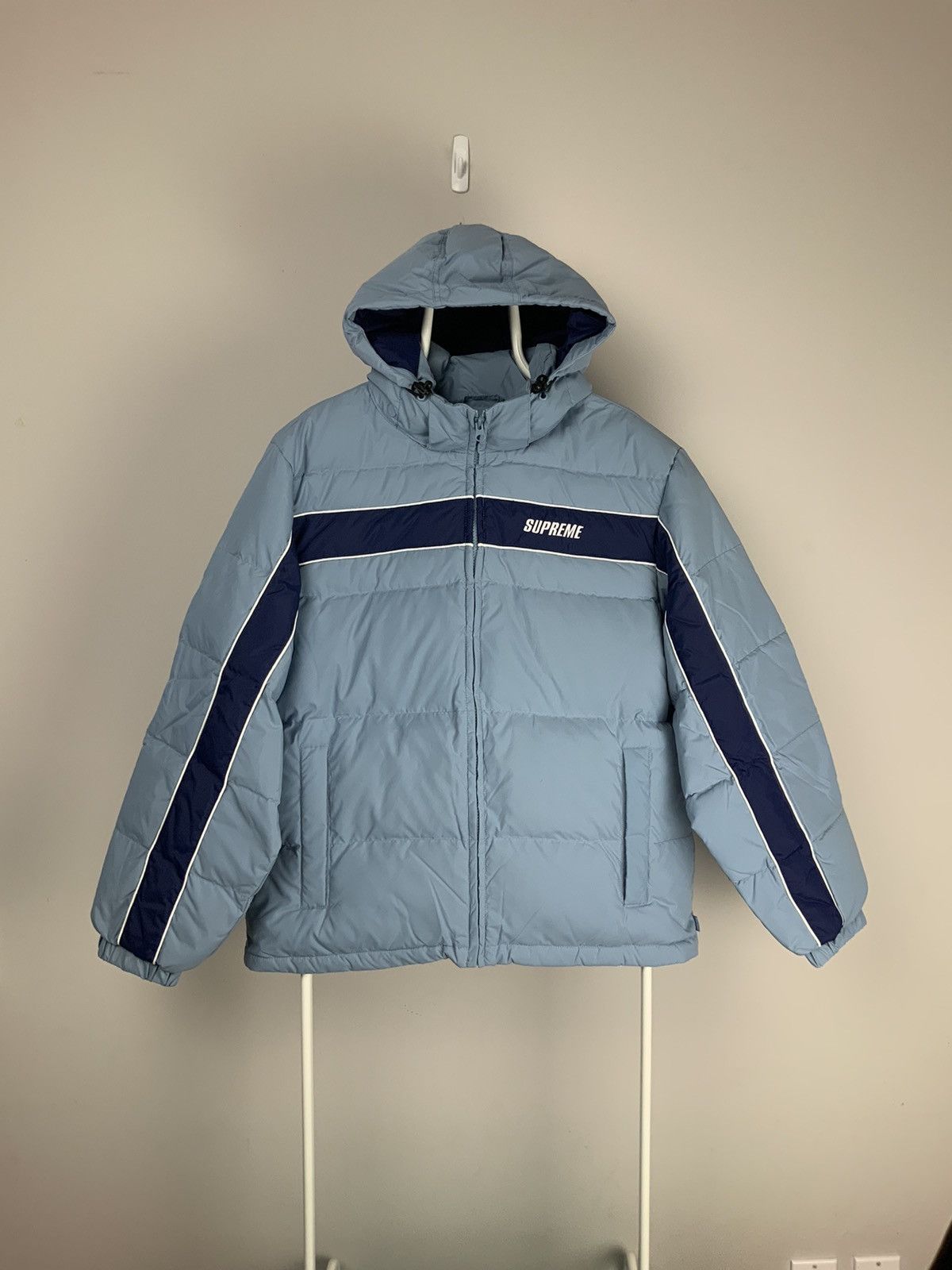 Supreme stripe panel down jacket | www.esn-ub.org