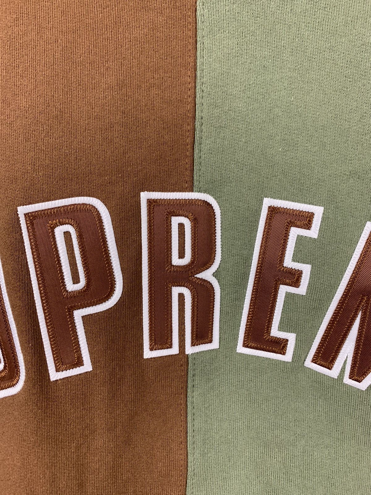 Supreme 2018 Supreme Split Crewneck Sweatshirt Olive Brown Medium Size US M / EU 48-50 / 2 - 3 Thumbnail