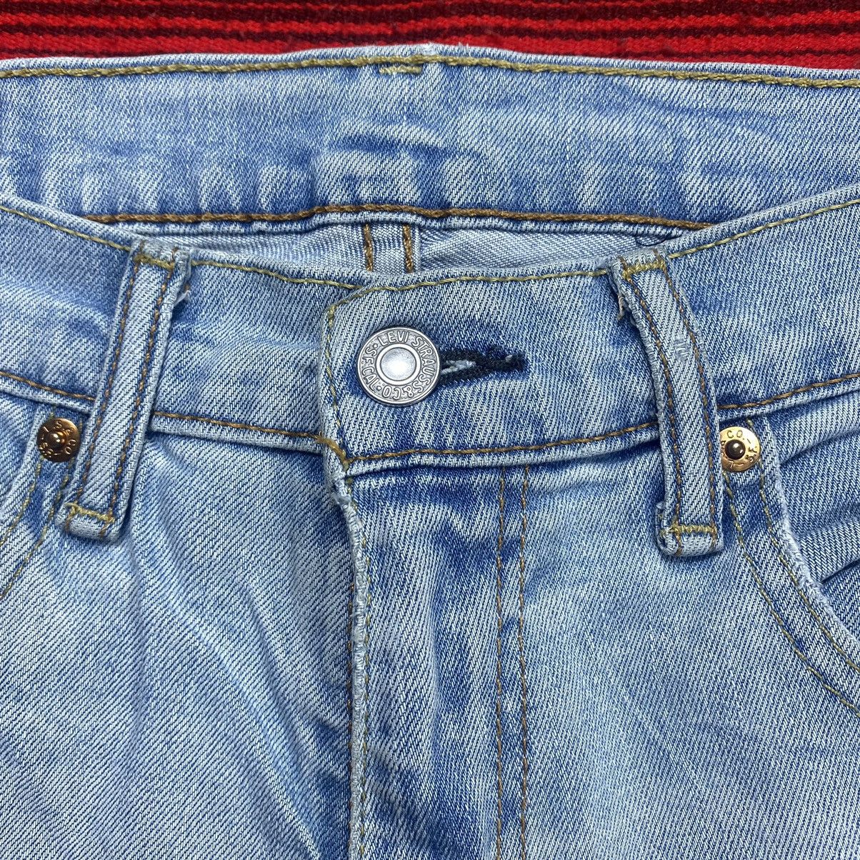 Levi's Vintage Levi’s 527 Flare Distressed Denim Size US 31 - 7 Thumbnail