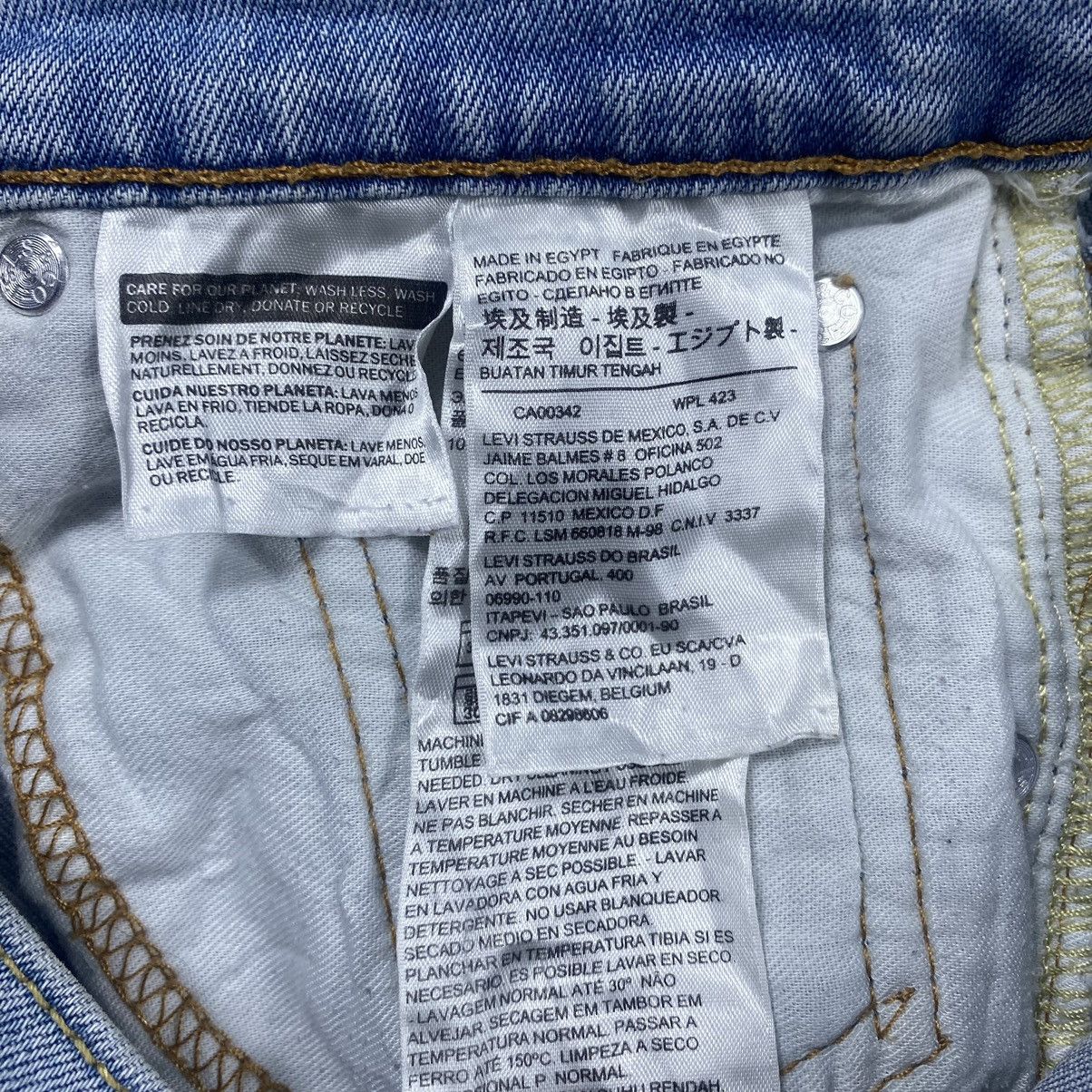 Levi's Vintage Levi’s 527 Flare Distressed Denim Size US 31 - 15 Thumbnail