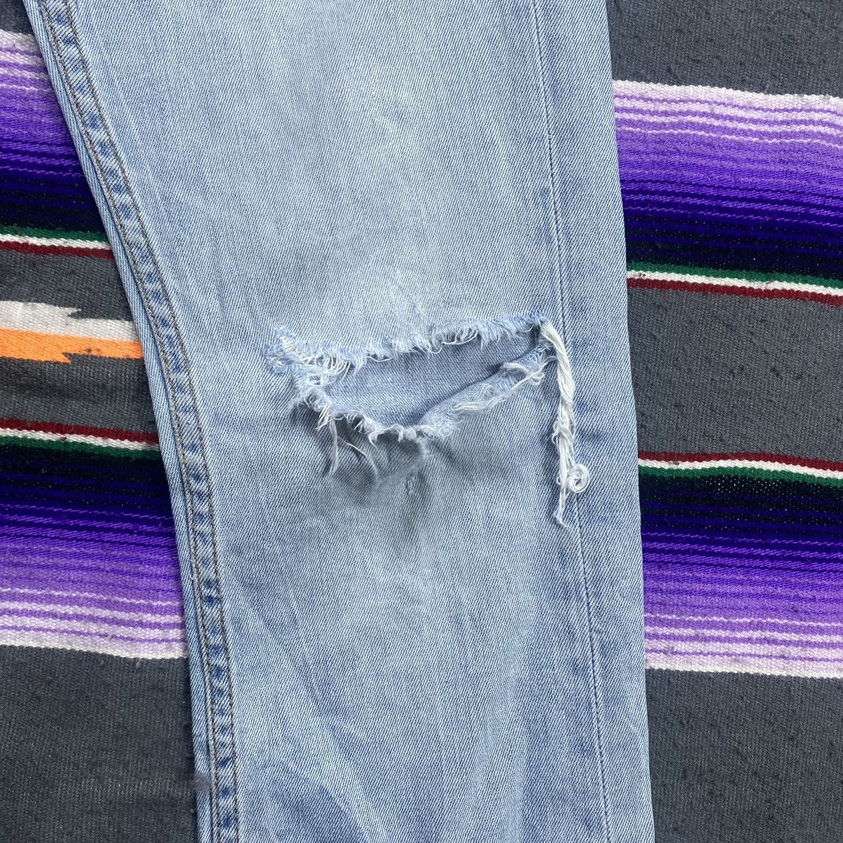 Levi's Vintage Levi’s 527 Flare Distressed Denim Size US 31 - 4 Thumbnail