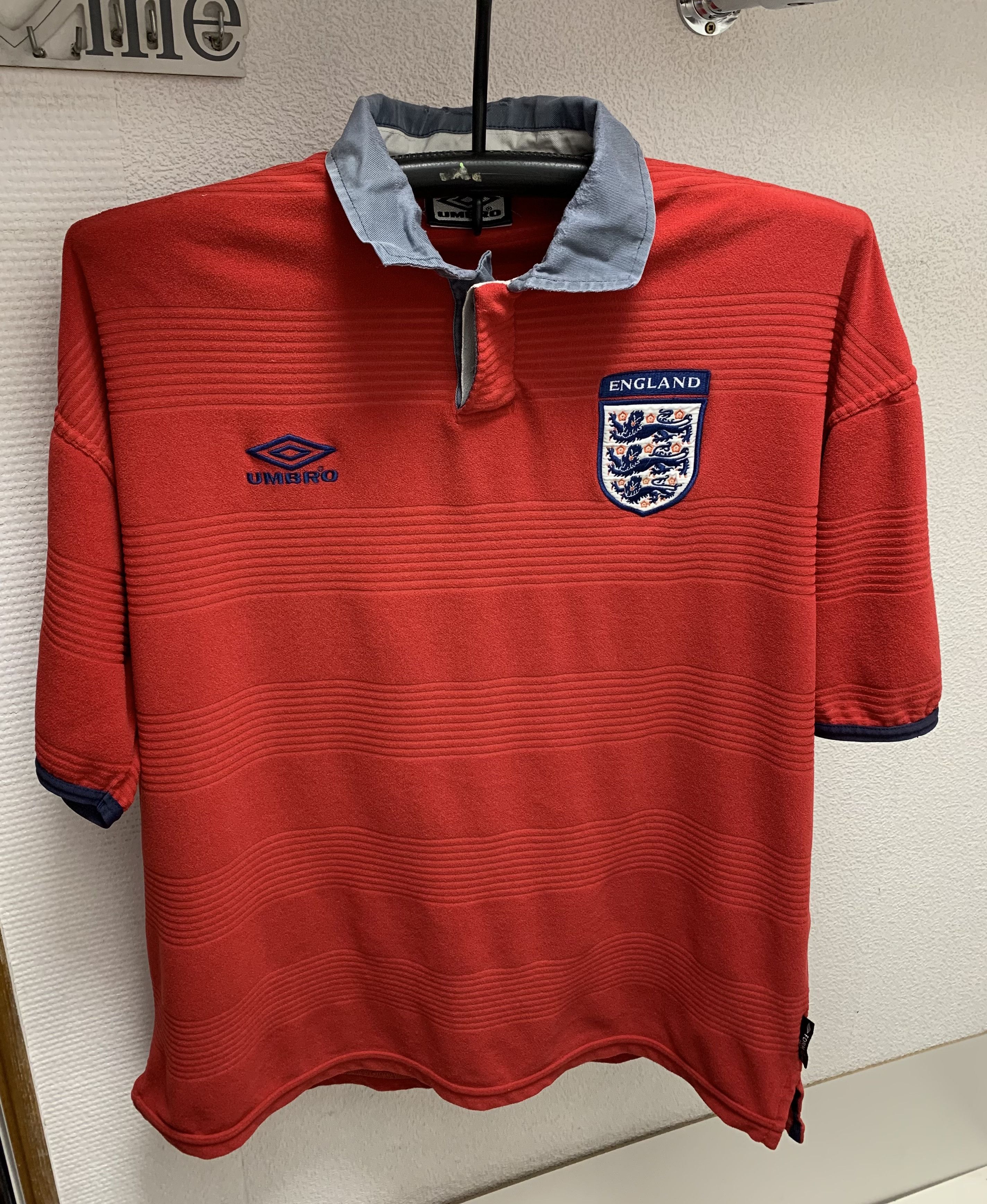 ウェア 2000s umbro England jersey setup ウェア 2000s umbro England jersey setup Vintage 2000s Umbro