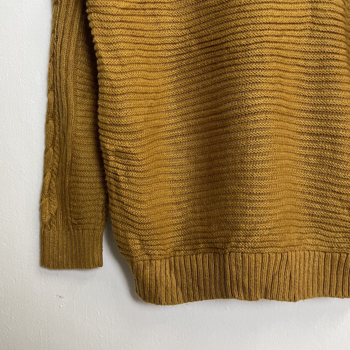 Uniqlo Vintage Uniqlo Drawstring Honeycomb Cable Knitwear Jumper Size US M / EU 48-50 / 2 - 8 Thumbnail