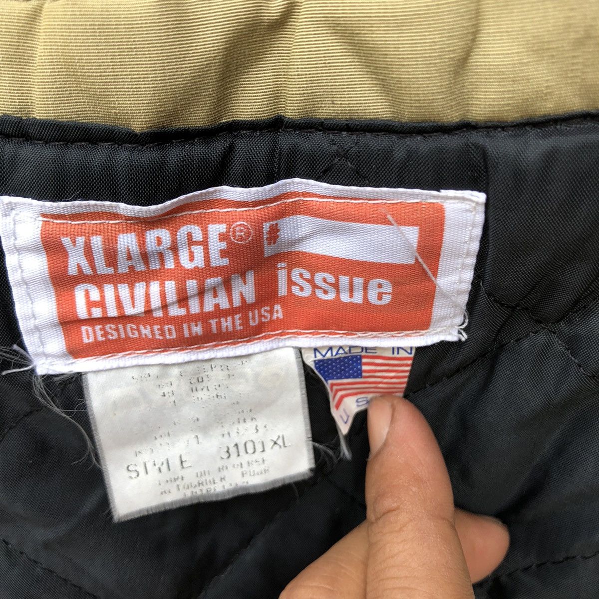 Vintage VINTAGE X LARGE CIVILIAN QUILTED JACKET Size US XL / EU 56 / 4 - 7 Thumbnail