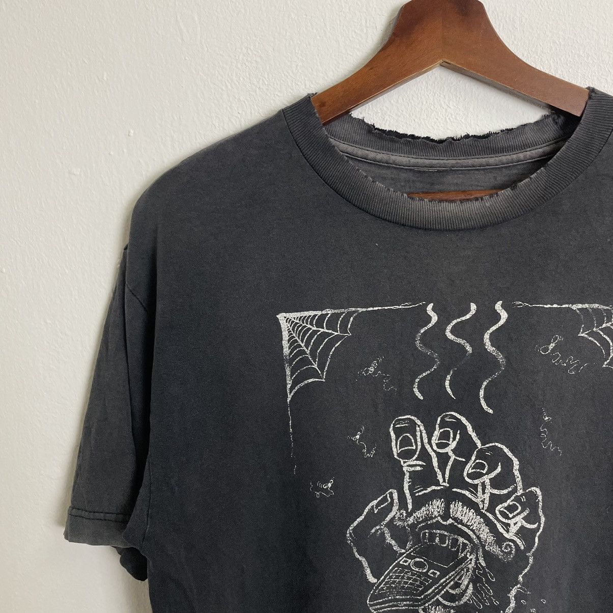 Vintage Vintage Santa Cruz Big Logo Distressed Faded Tee Size US M / EU 48-50 / 2 - 2 Thumbnail