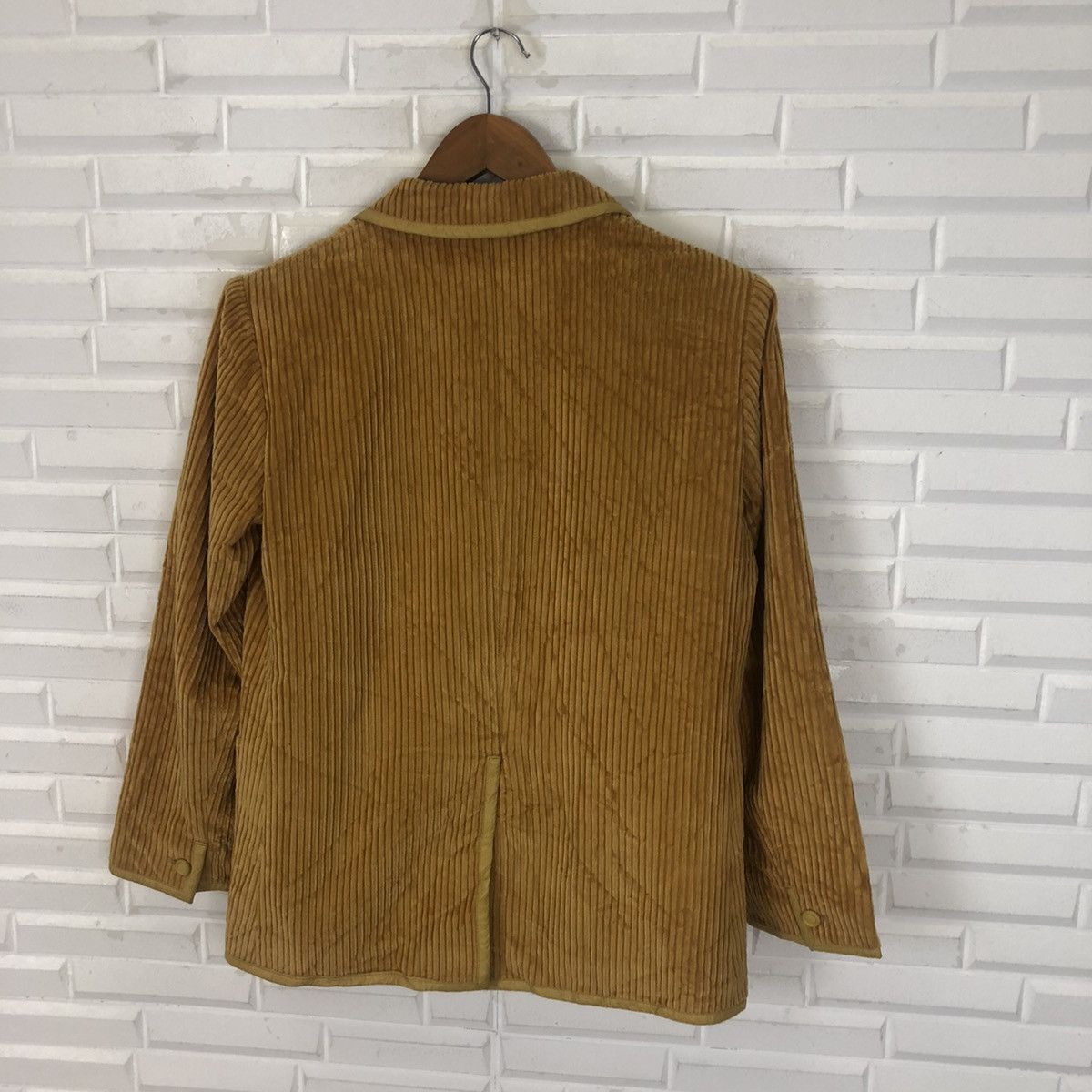 Designer CHRISTIAN DIOR SPORT CUDUROY VALVET JACKET Size US M / EU 48-50 / 2 - 7 Thumbnail