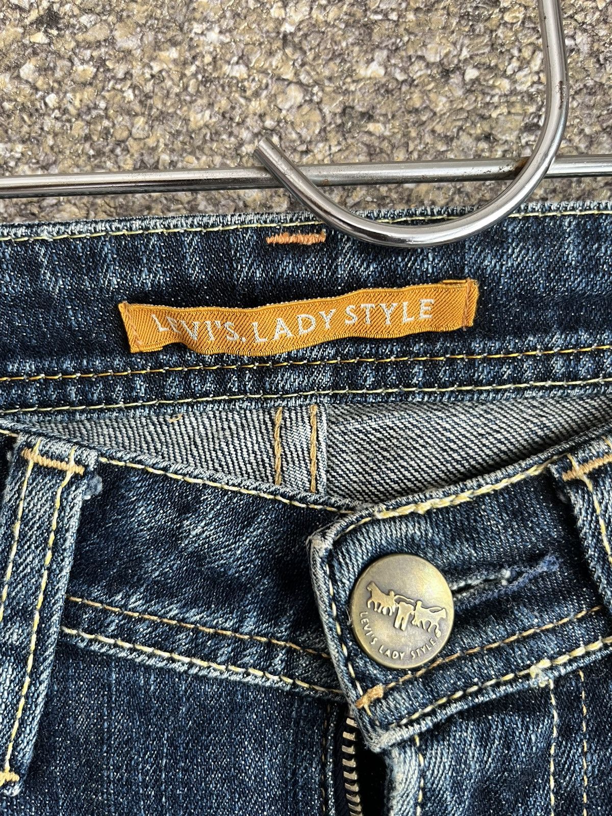 Levi's × Vintage Levi’s lady style ft51 Size US 30 / EU 46 - 5 Thumbnail