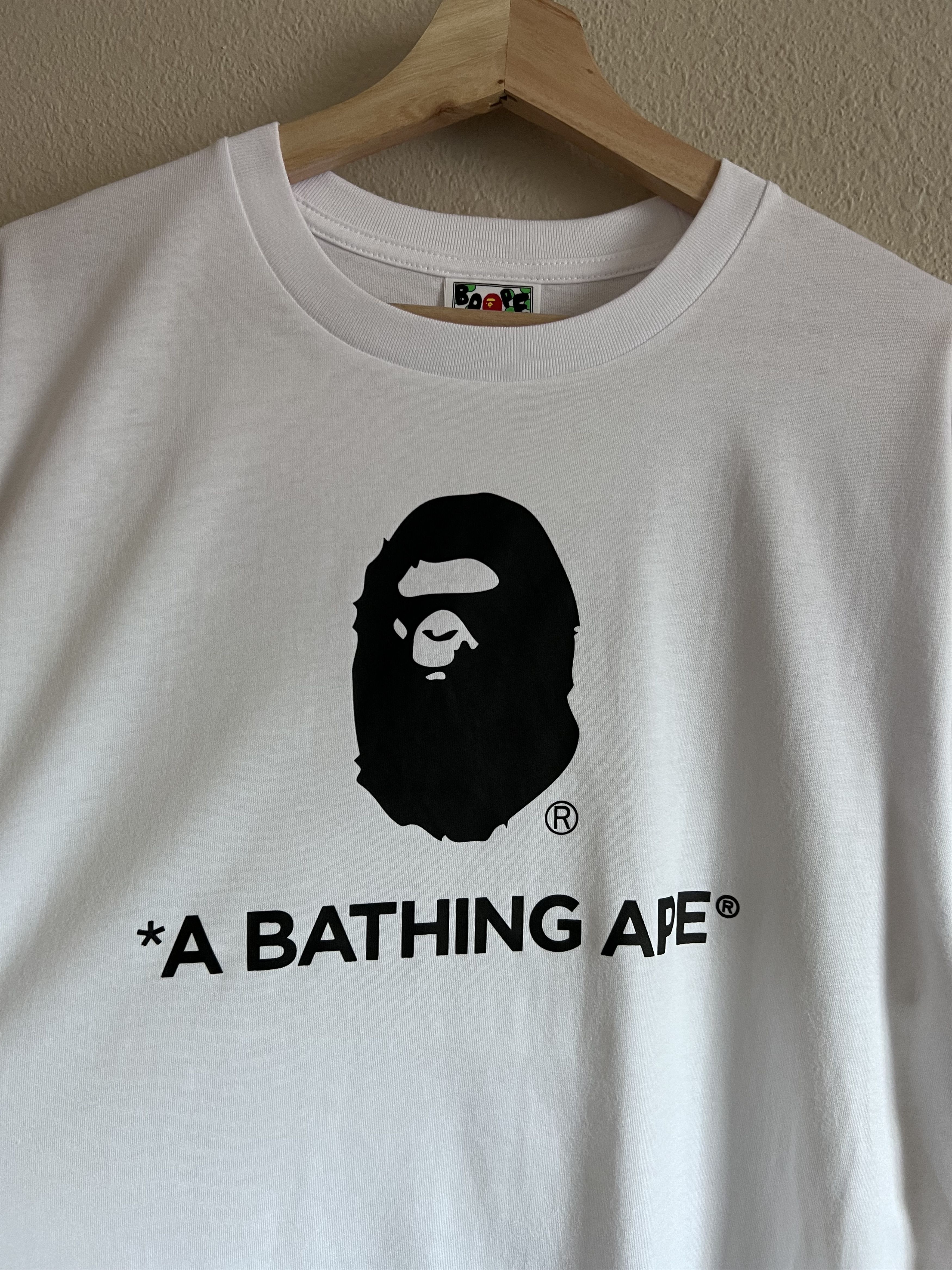 Bape Bape Black New Years Logo Tee White Size US XL / EU 56 / 4 - 2 Thumbnail