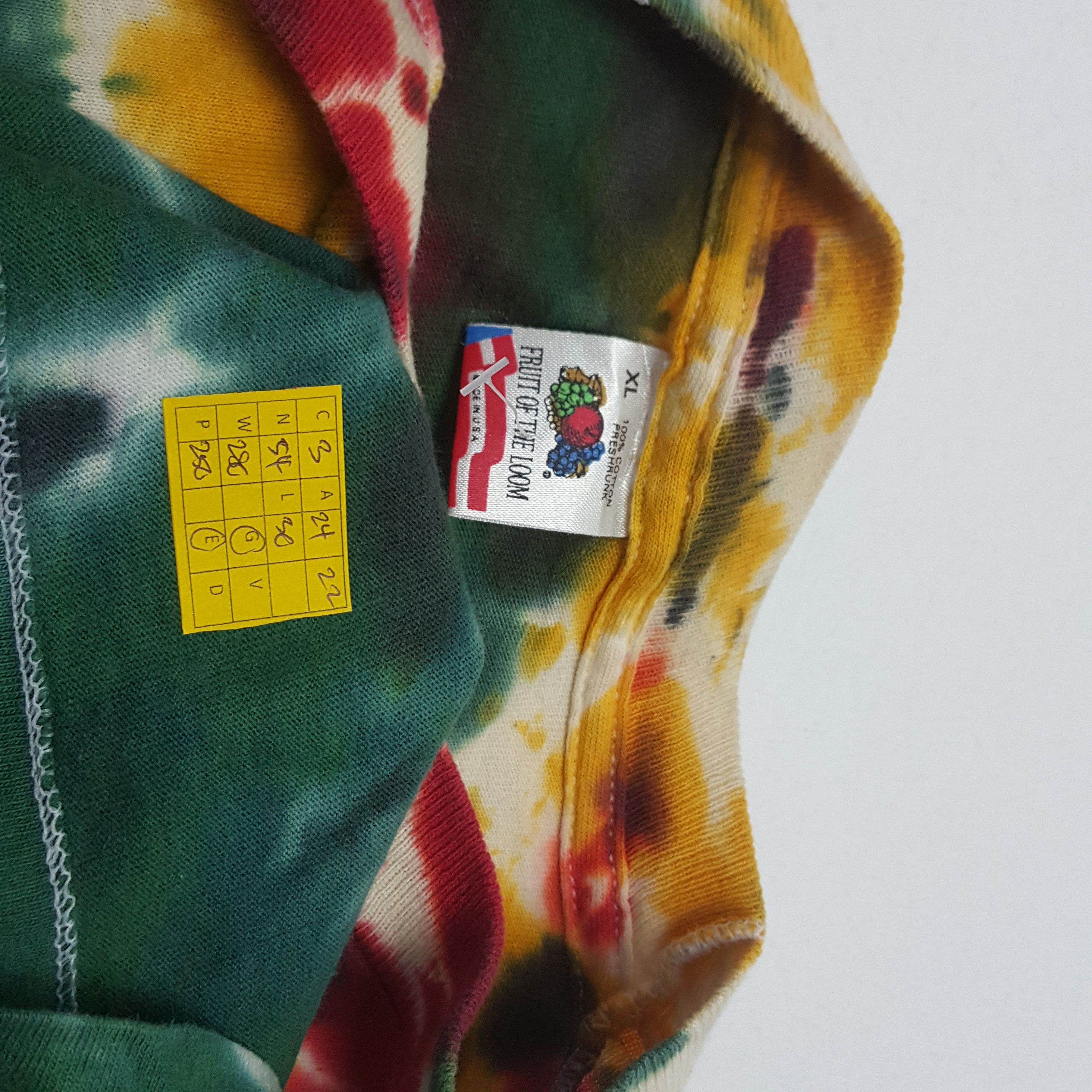 Grateful Dead × Vintage Vintage 90's Grateful Dead Tie Dye Skulls Design t-shirt Size US XL / EU 56 / 4 - 4 Thumbnail