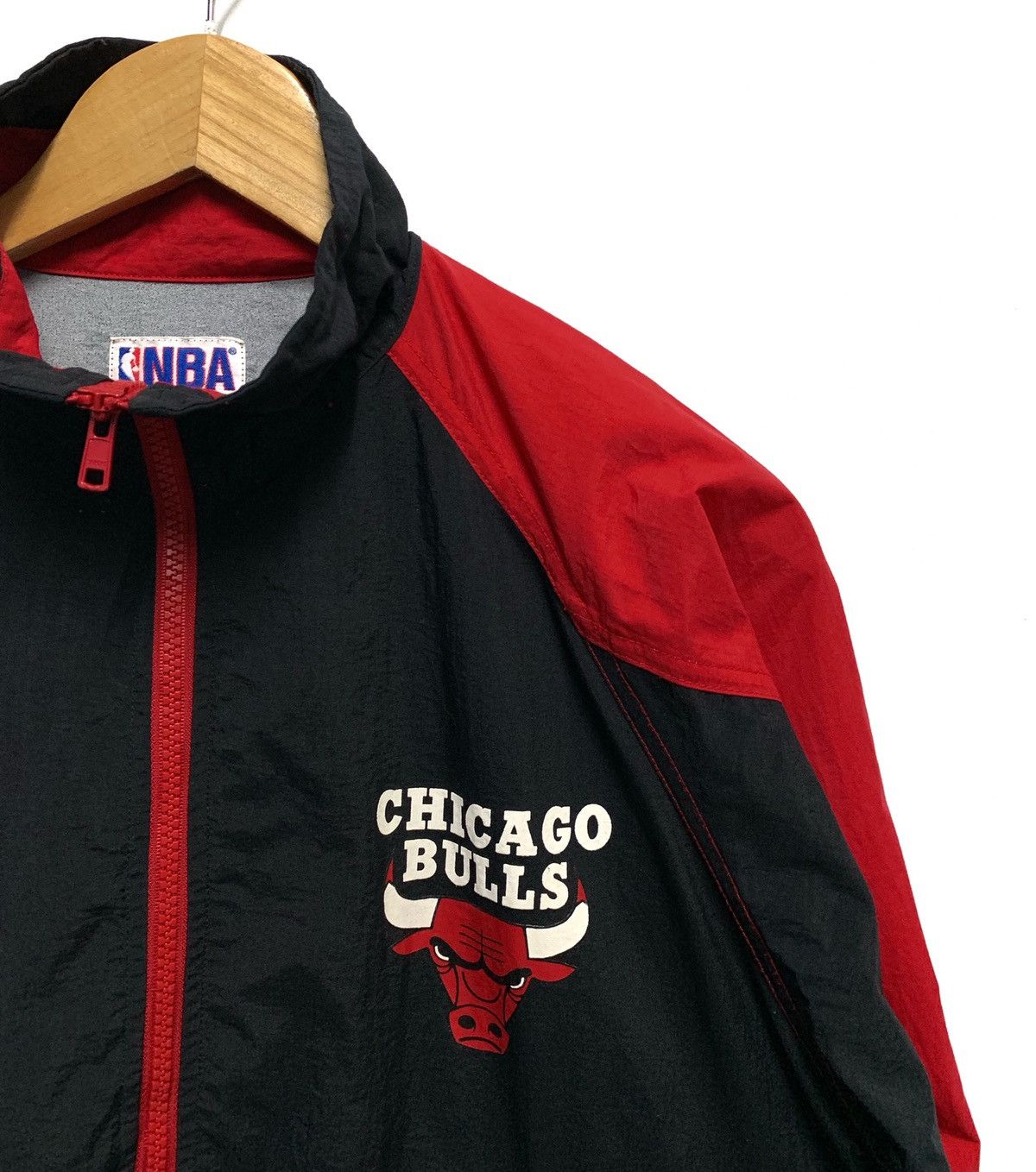 Jordan Brand × NBA × Vintage 🔥 80s Michael Jordan Chicago Bulls Nylon Jacket Kids Size US S / EU 44-46 / 1 - 2 Thumbnail