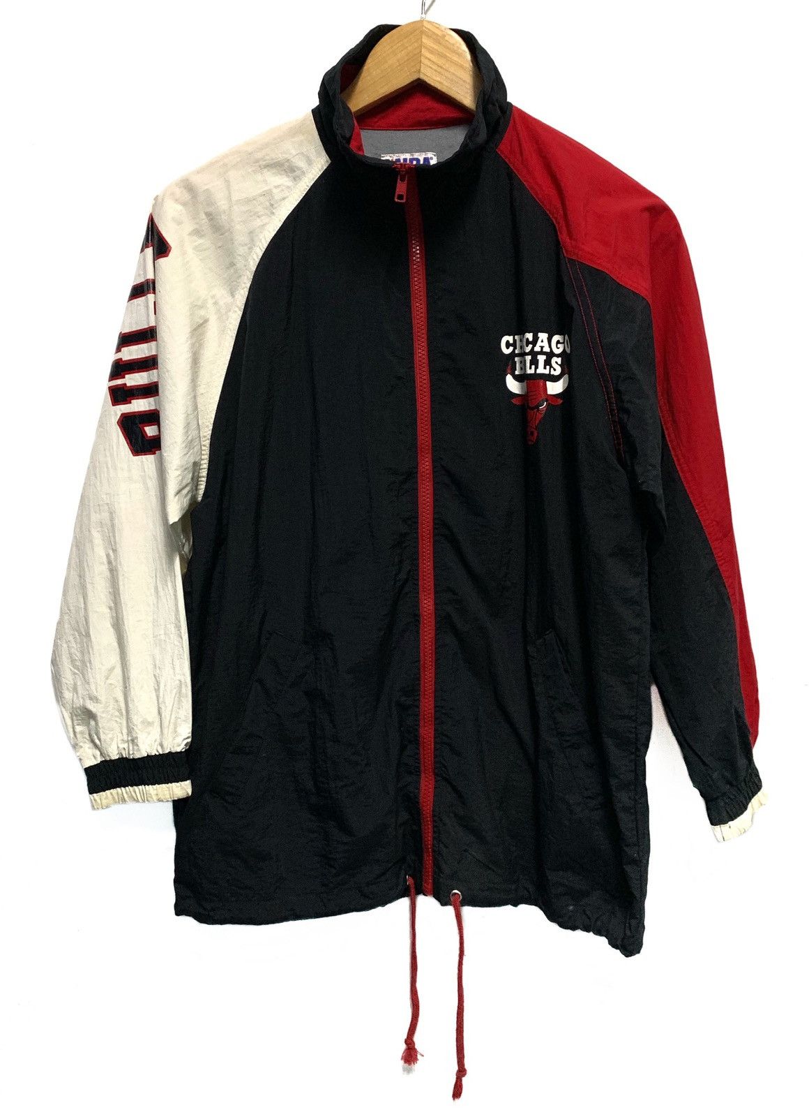 Jordan Brand × NBA × Vintage 🔥 80s Michael Jordan Chicago Bulls Nylon Jacket Kids Size US S / EU 44-46 / 1 - 1 Thumbnail