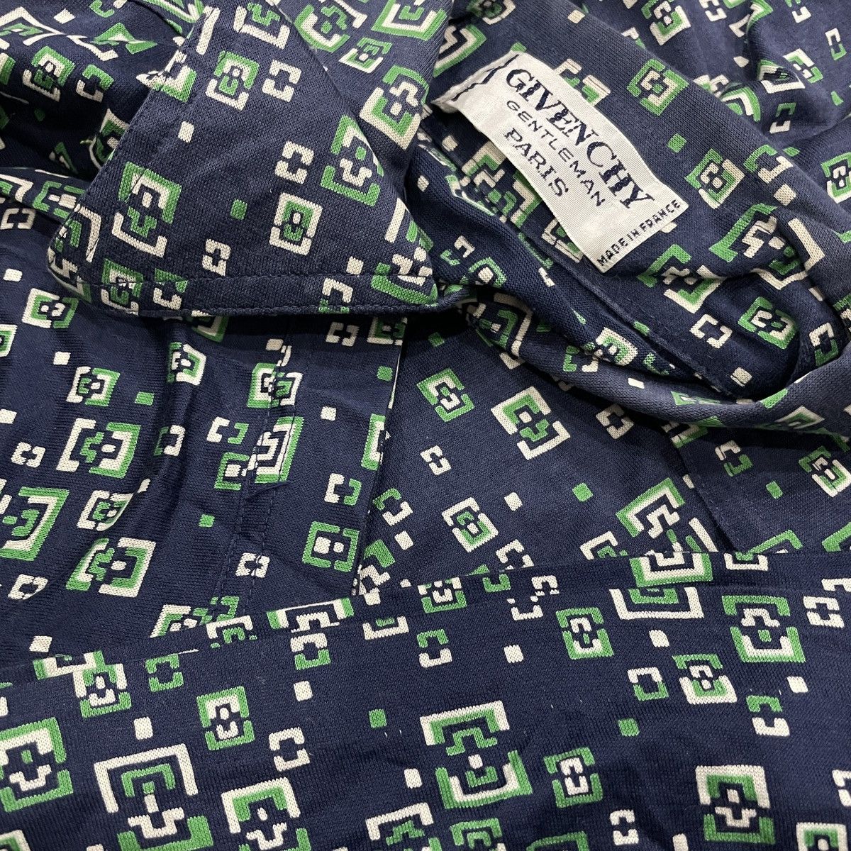 Designer × Givenchy × Vintage Givenchy vintage shirt Size US M / EU 48-50 / 2 - 7 Thumbnail