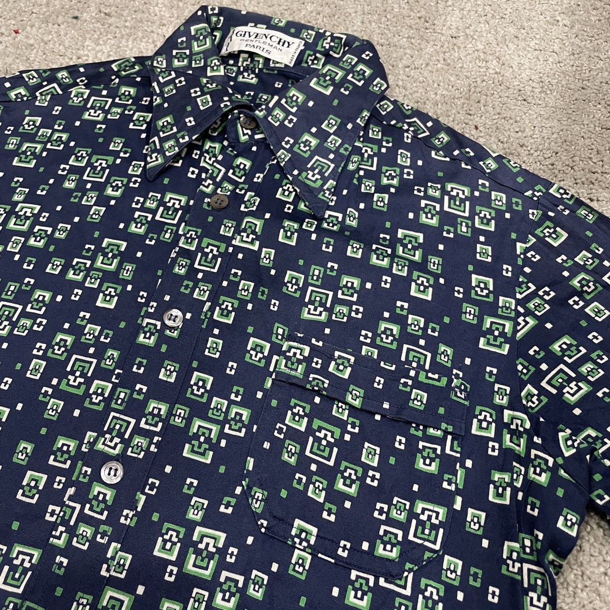 Designer × Givenchy × Vintage Givenchy vintage shirt Size US M / EU 48-50 / 2 - 3 Thumbnail