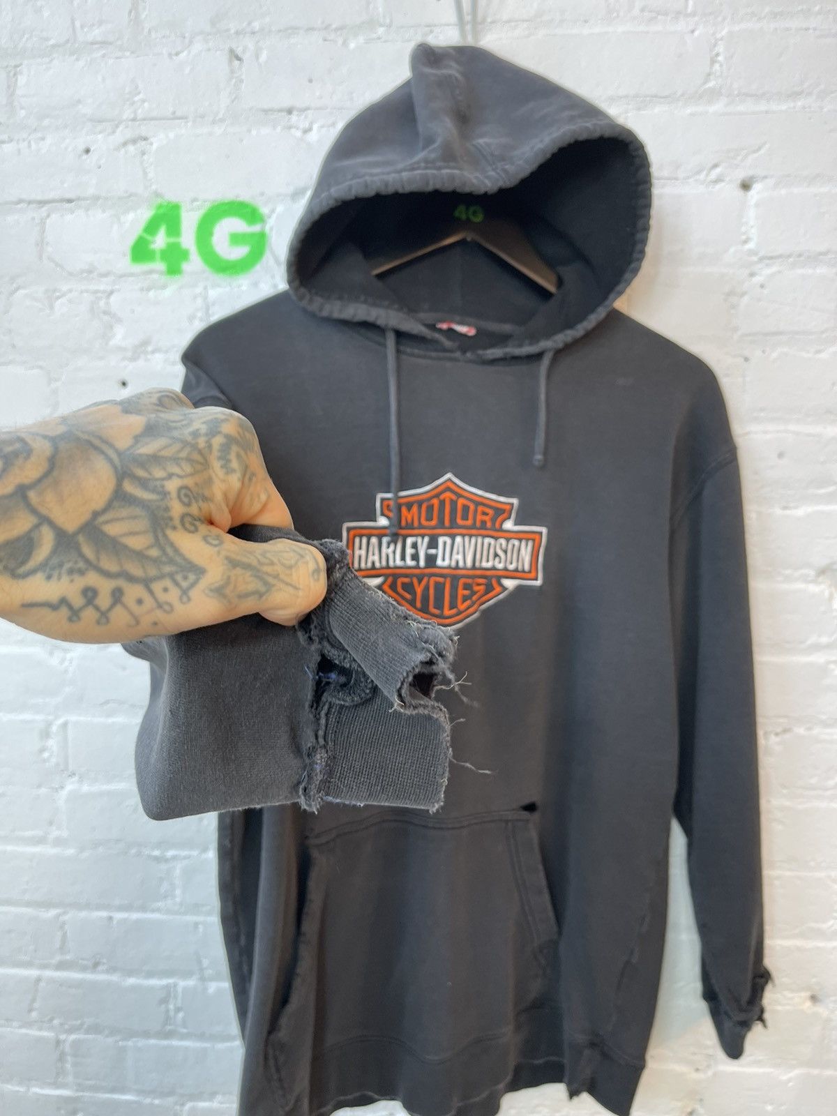 Harley Davidson × Vintage Vintage THRASHED Black Hoodie Harley Davidson Logo Front Size US M / EU 48-50 / 2 - 2 Thumbnail