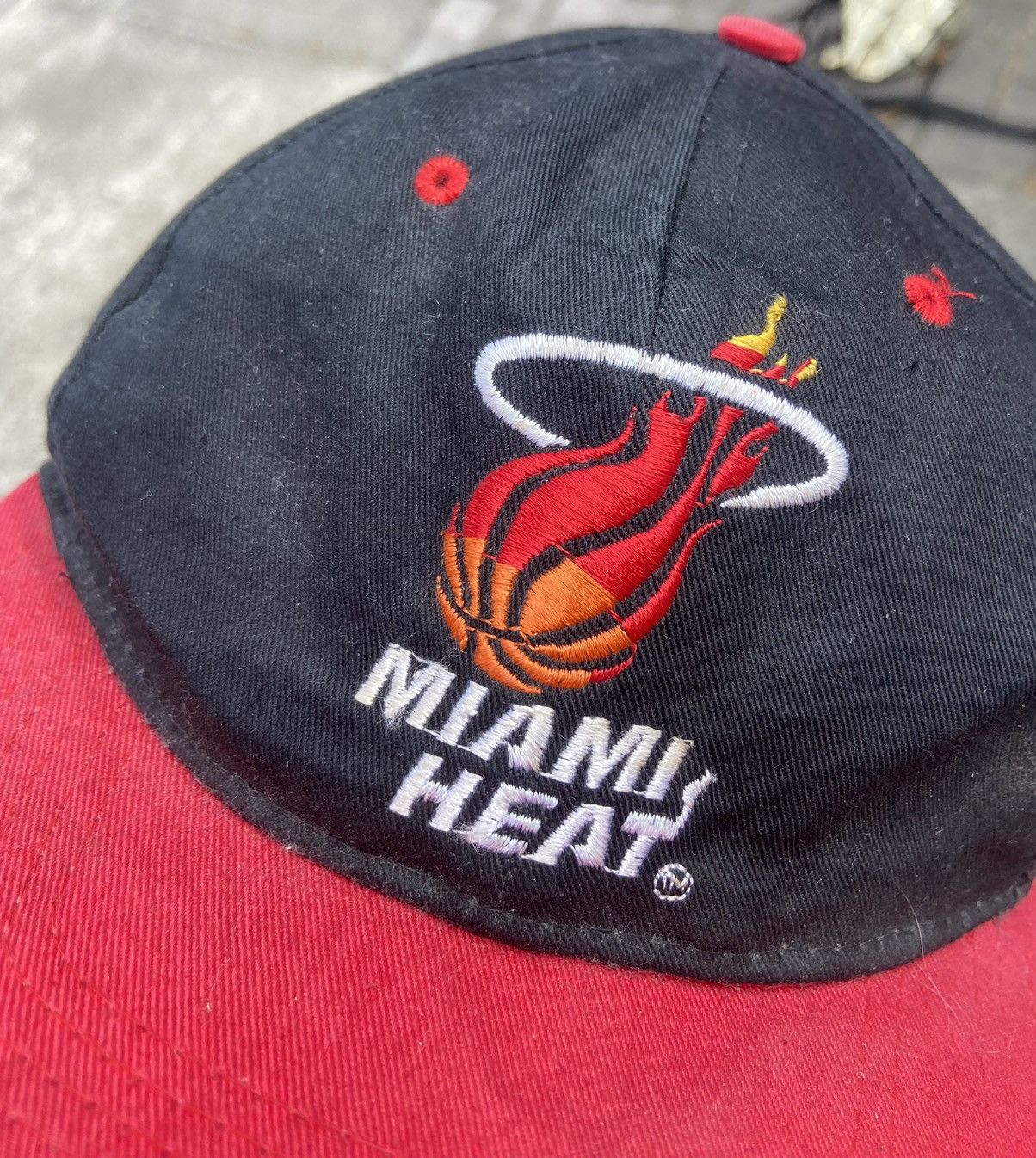 NBA × Vintage Vintage Miami Heat cap NBA Streetwear rare casual fan logo Size ONE SIZE - 2 Thumbnail