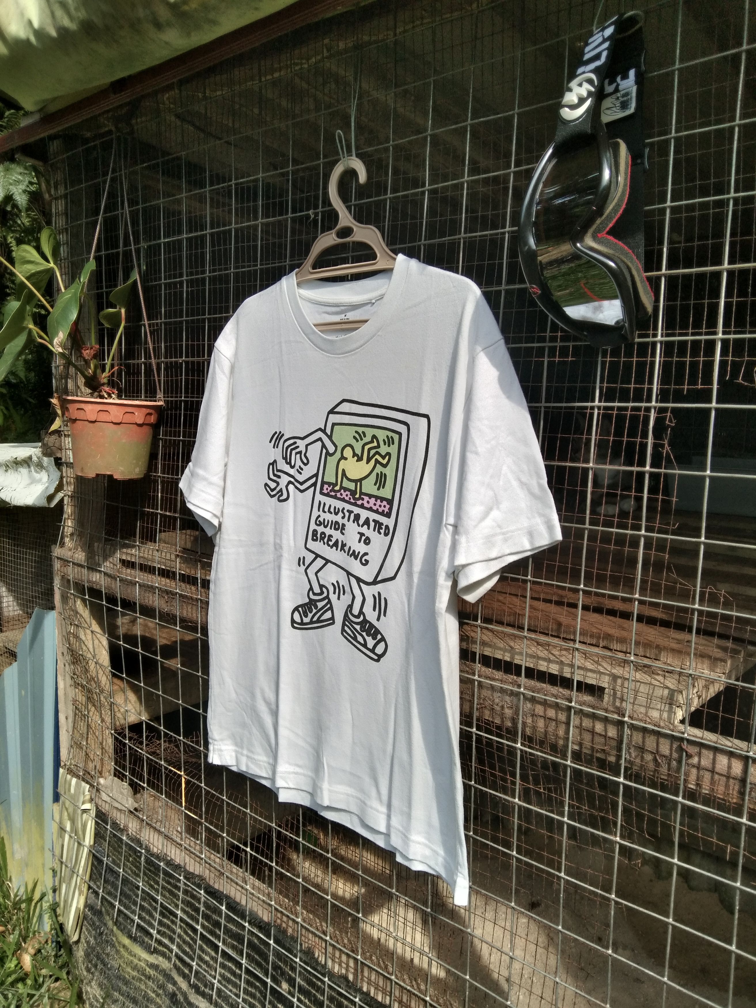 Keith Haring × Uniqlo KEITH HARING x UNIQLO PRINTED T-SHIRT Size US M / EU 48-50 / 2 - 1 Thumbnail