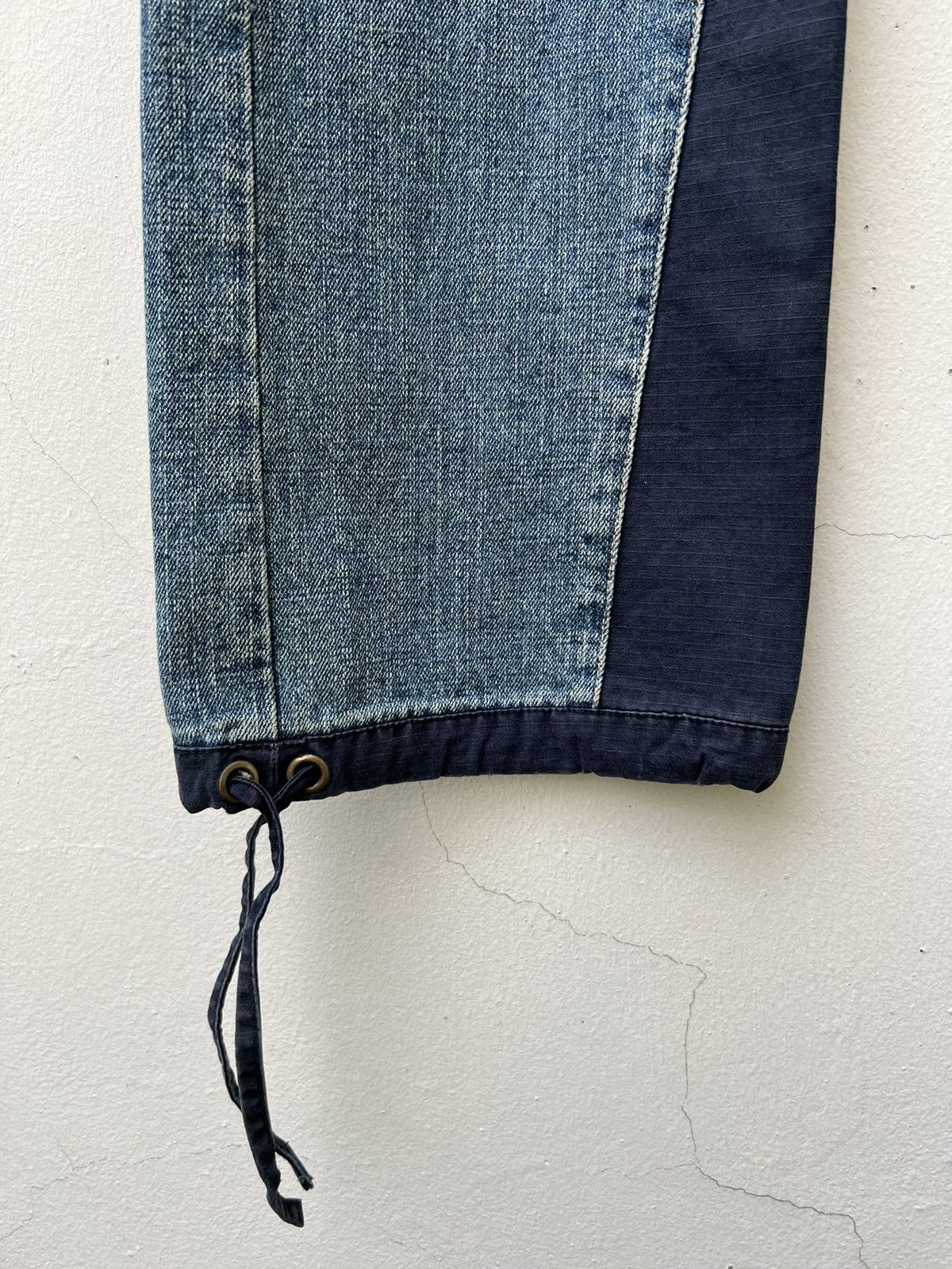 Vintage Vintage OSMOSIS Drawstring Ripped Hybrid Cargo Denim Pant Size US 30 / EU 46 - 7 Thumbnail