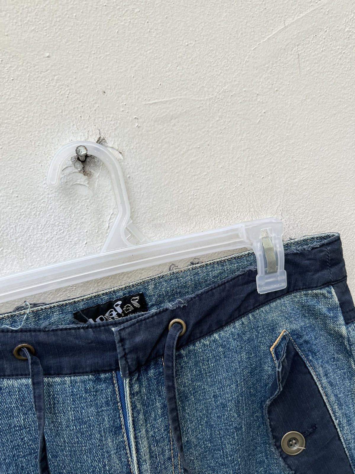 Vintage Vintage OSMOSIS Drawstring Ripped Hybrid Cargo Denim Pant Size US 30 / EU 46 - 4 Thumbnail