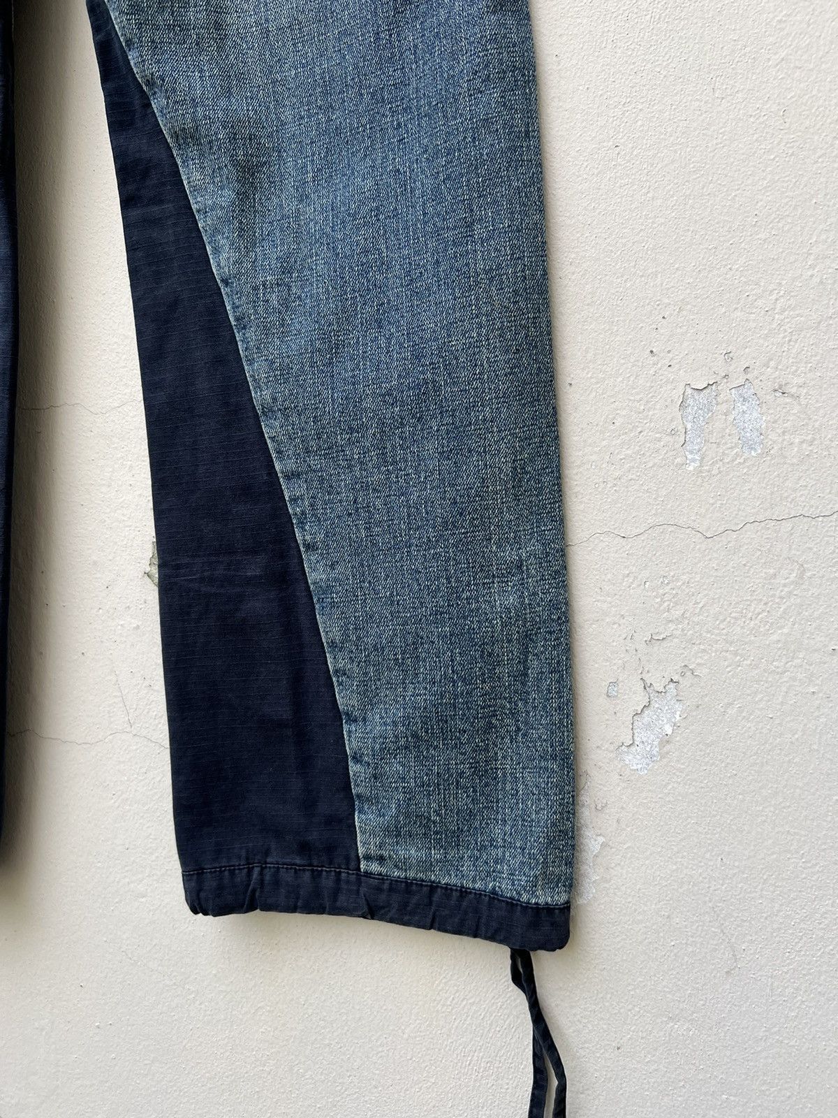 Vintage Vintage OSMOSIS Drawstring Ripped Hybrid Cargo Denim Pant Size US 30 / EU 46 - 14 Thumbnail