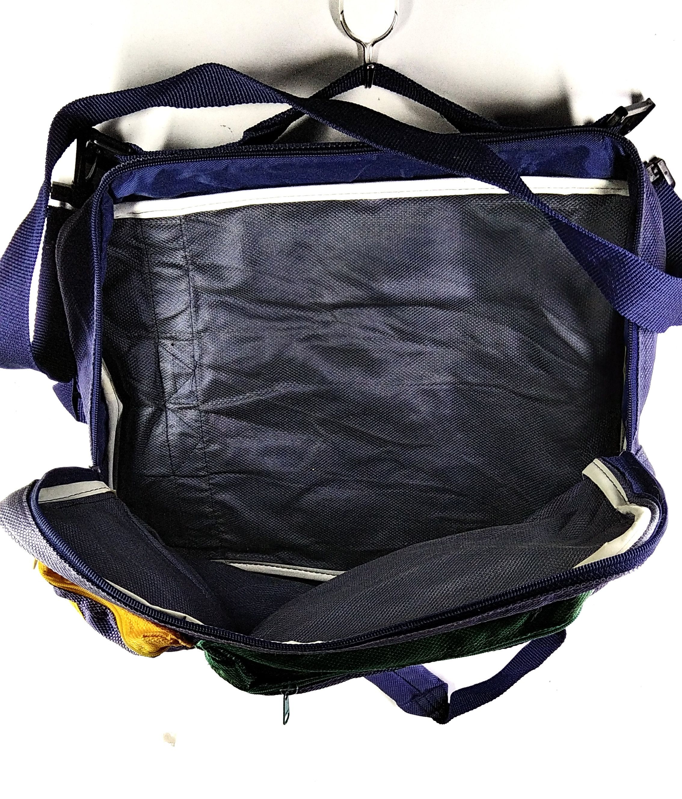 Asics × Colours × Vintage Vintage90's Asics Messenger/Laptop Carrier Two Way Bag Size ONE SIZE - 4 Thumbnail