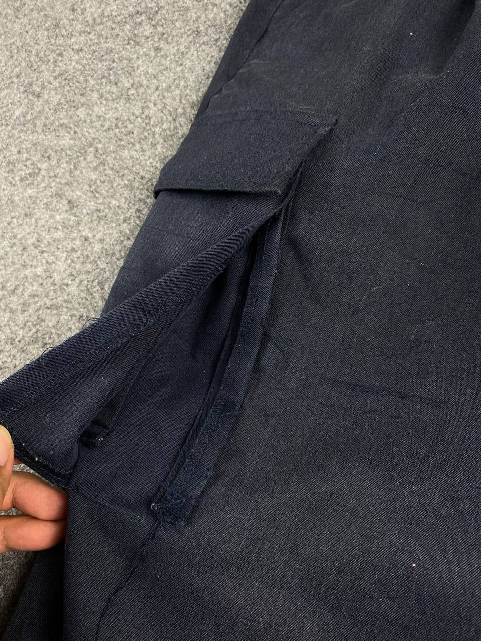 Japanese Brand vintage japanese brands cargo pants nice design Size US 33 - 10 Thumbnail