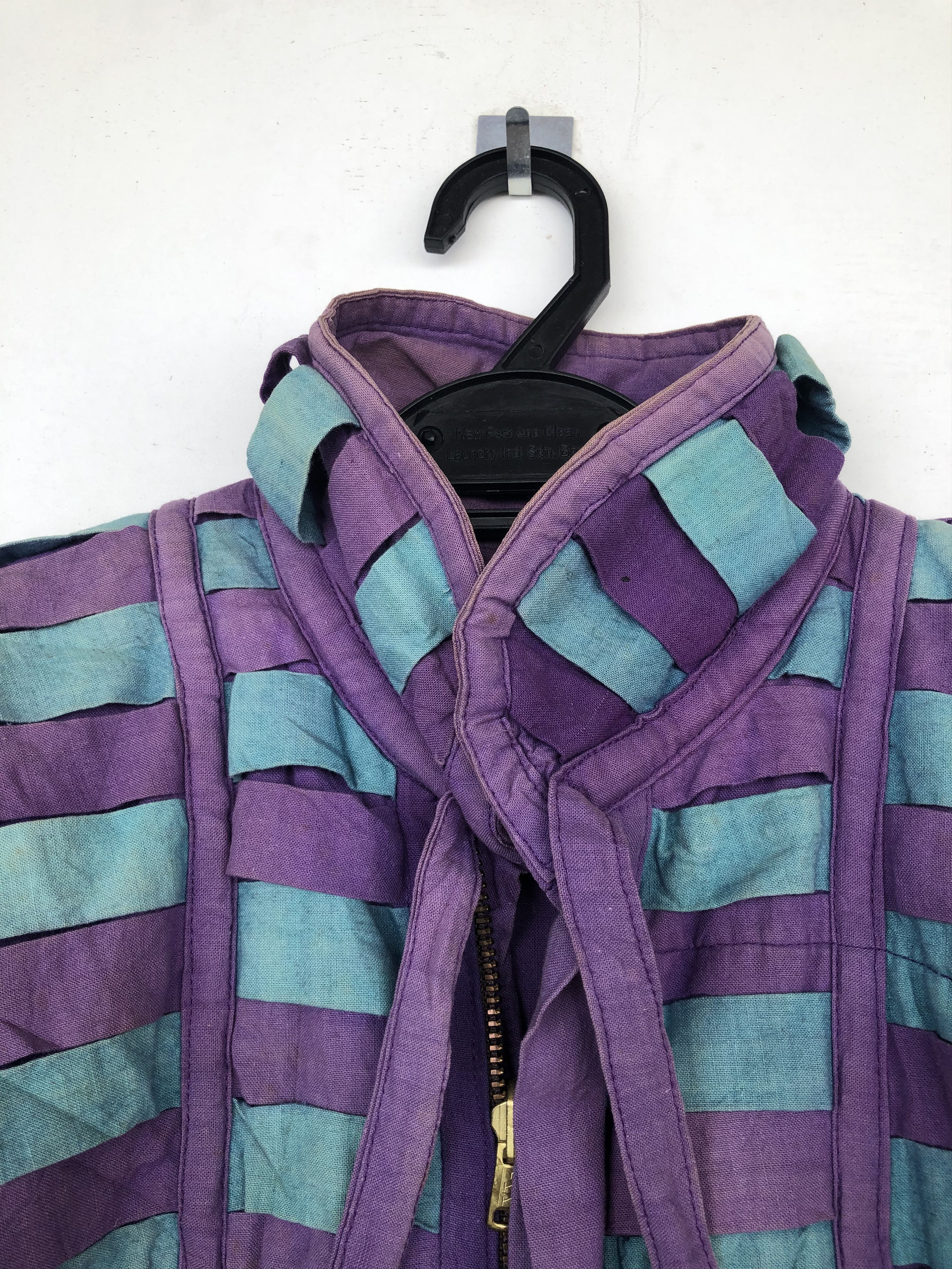Japanese Brand × Vintage RARE VINTAGE CROSS PATTERN REVERSIBLE JACKET Size US L / EU 52-54 / 3 - 9 Thumbnail