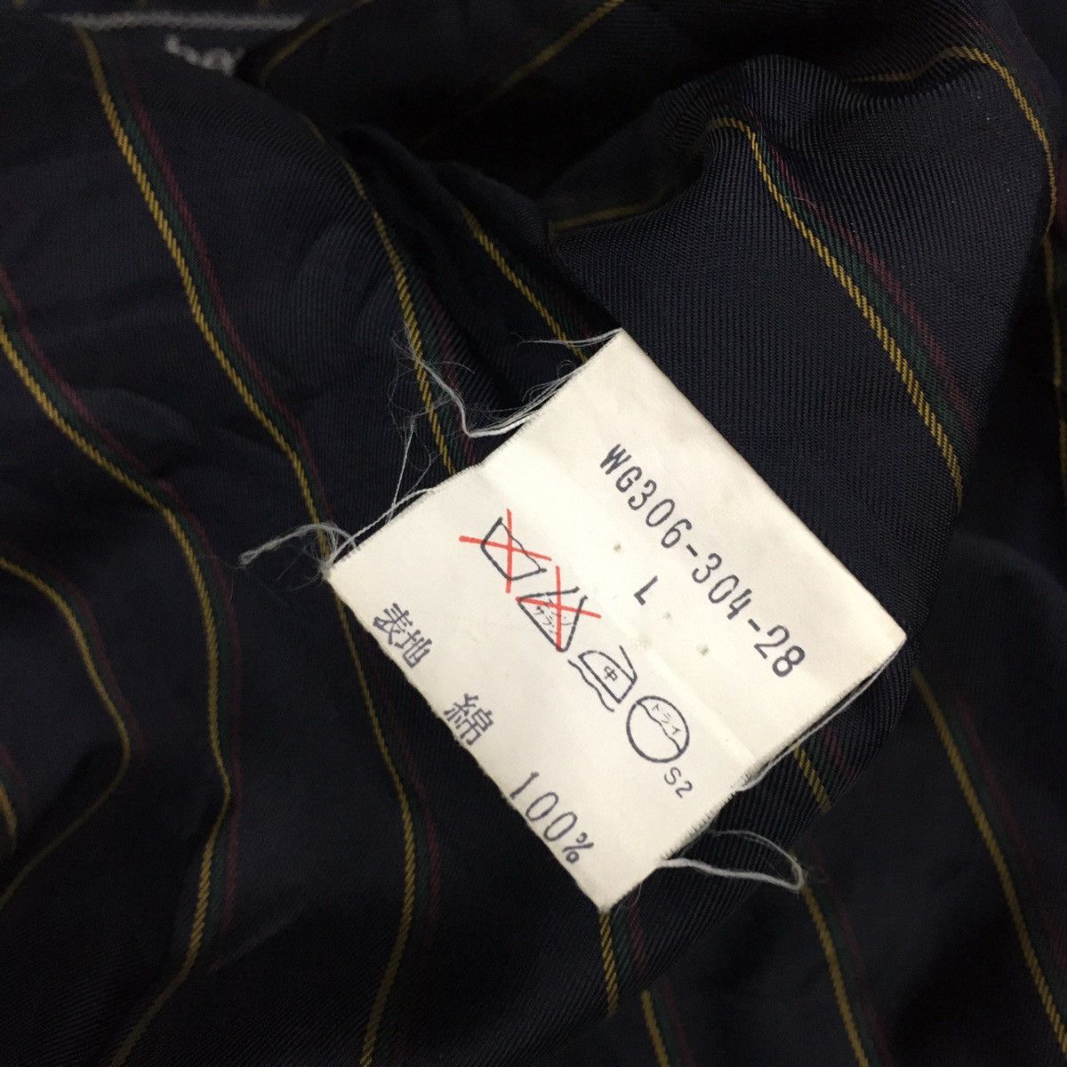 Burberry × Vintage Rare Vintage Burberrys Medium Logo Embroidery Jacket Size US L / EU 52-54 / 3 - 12 Thumbnail