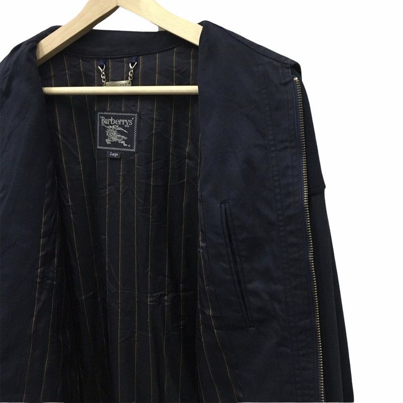 Burberry × Vintage Rare Vintage Burberrys Medium Logo Embroidery Jacket Size US L / EU 52-54 / 3 - 9 Thumbnail