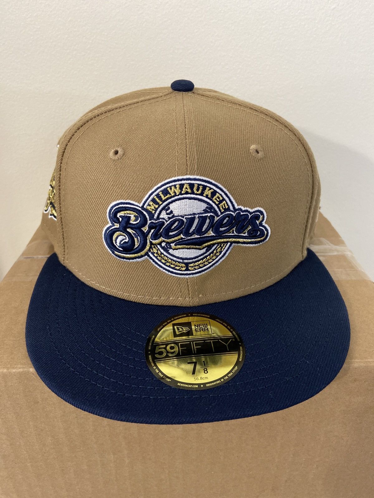 New Era Sneakertown Milwaukee Brewers 2002 ASG Khaki Size 7 1/8 Size ONE SIZE - 2 Thumbnail