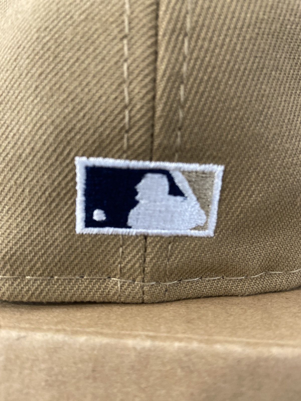 New Era Sneakertown Milwaukee Brewers 2002 ASG Khaki Size 7 1/8 Size ONE SIZE - 7 Thumbnail