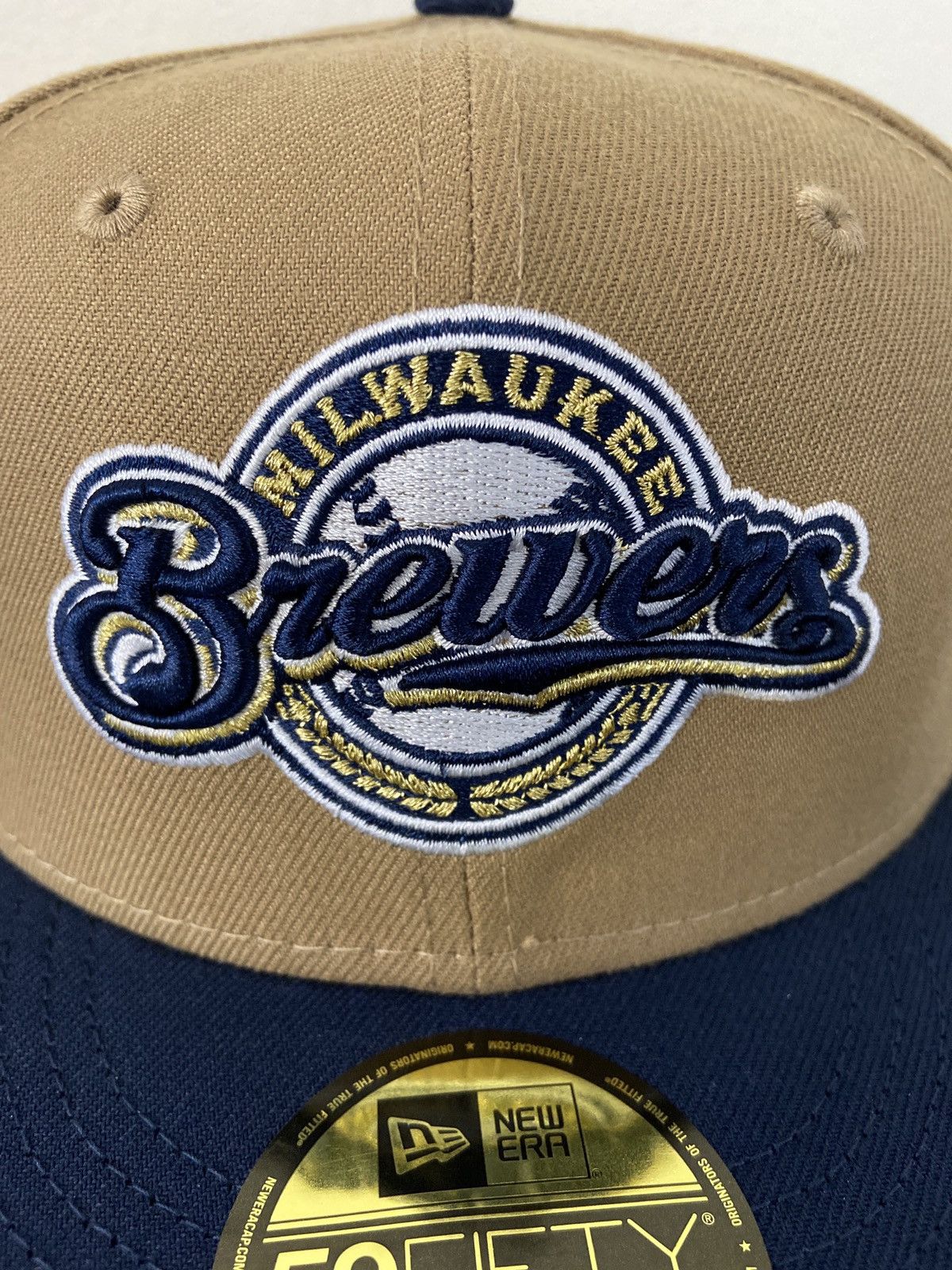 New Era Sneakertown Milwaukee Brewers 2002 ASG Khaki Size 7 1/8 Size ONE SIZE - 4 Thumbnail