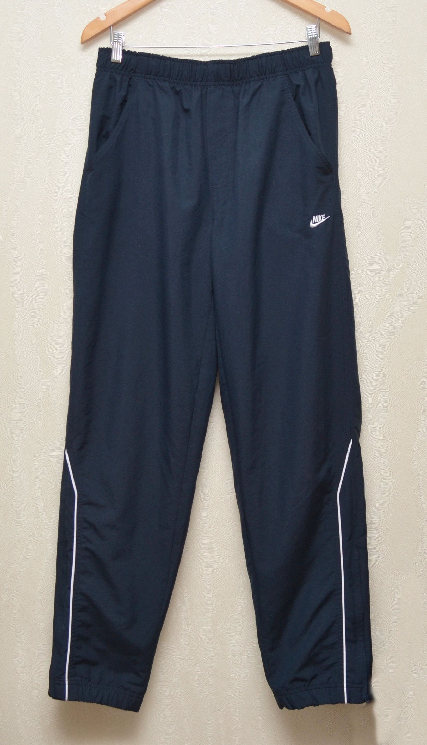 Nike × Vintage Vintage Nike Nylon Track Pants Embroided Logo Swoosh sz М Size US 32 / EU 48 - 1 Thumbnail