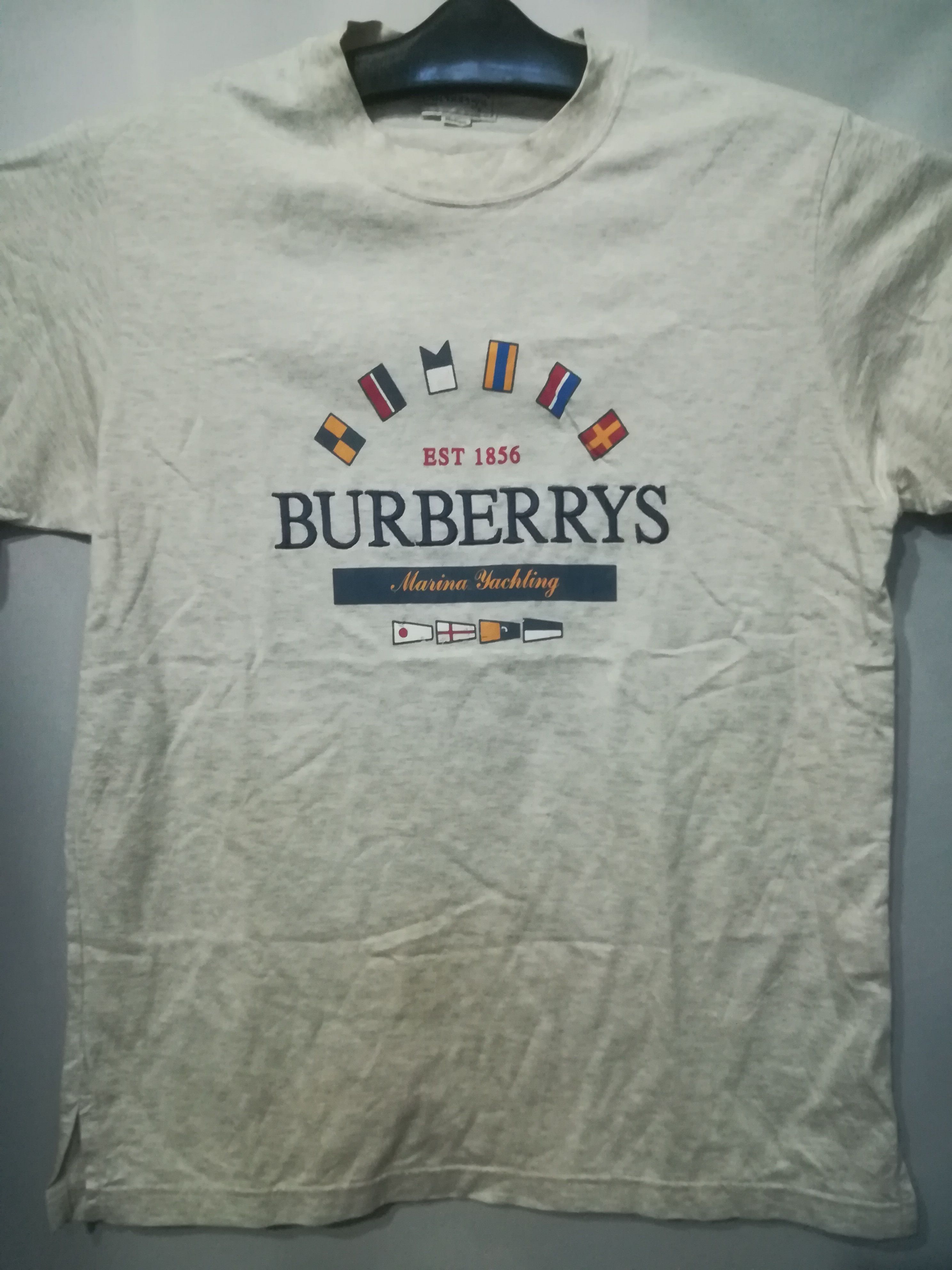 Burberry Vintage Rare Burberrys Spellout Big Logo Tshirt Size US M / EU 48-50 / 2 - 1 Thumbnail