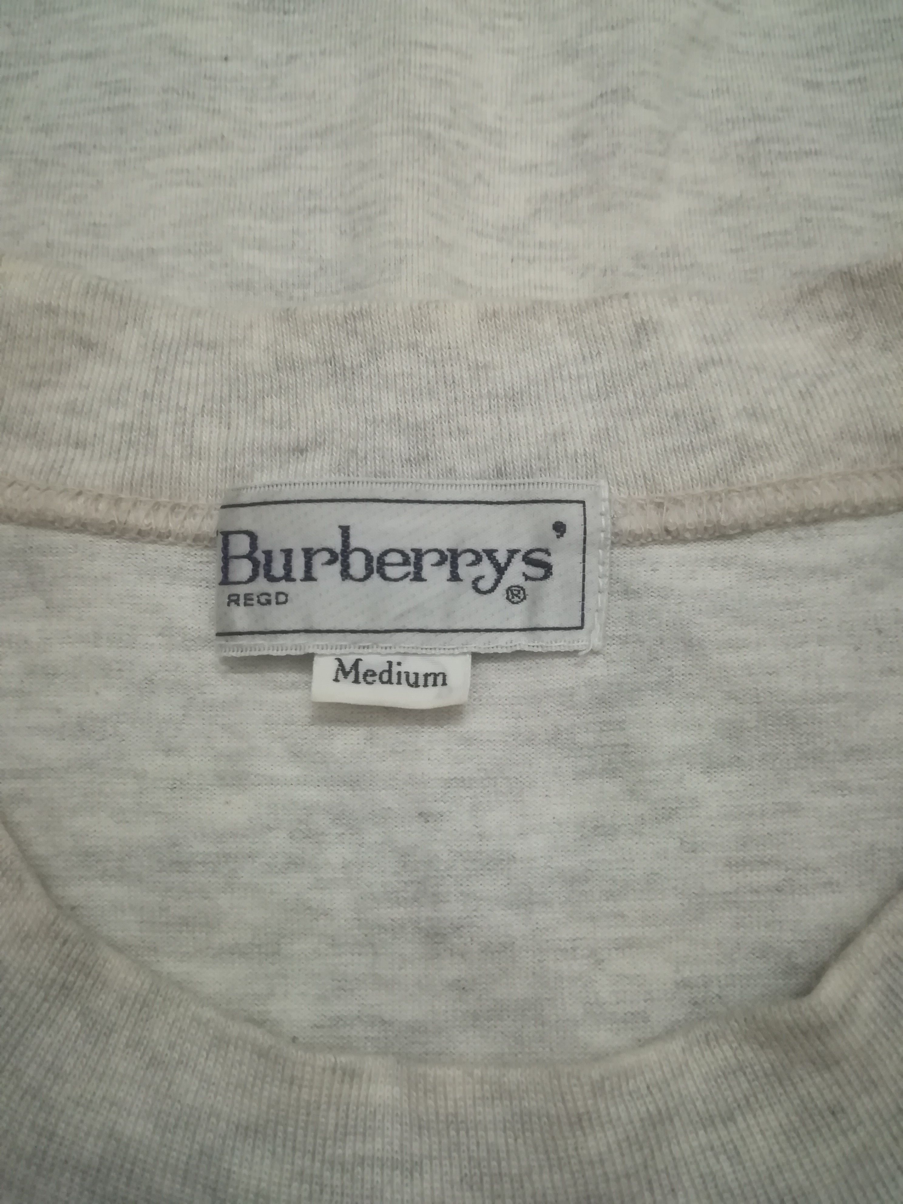 Burberry Vintage Rare Burberrys Spellout Big Logo Tshirt Size US M / EU 48-50 / 2 - 5 Thumbnail