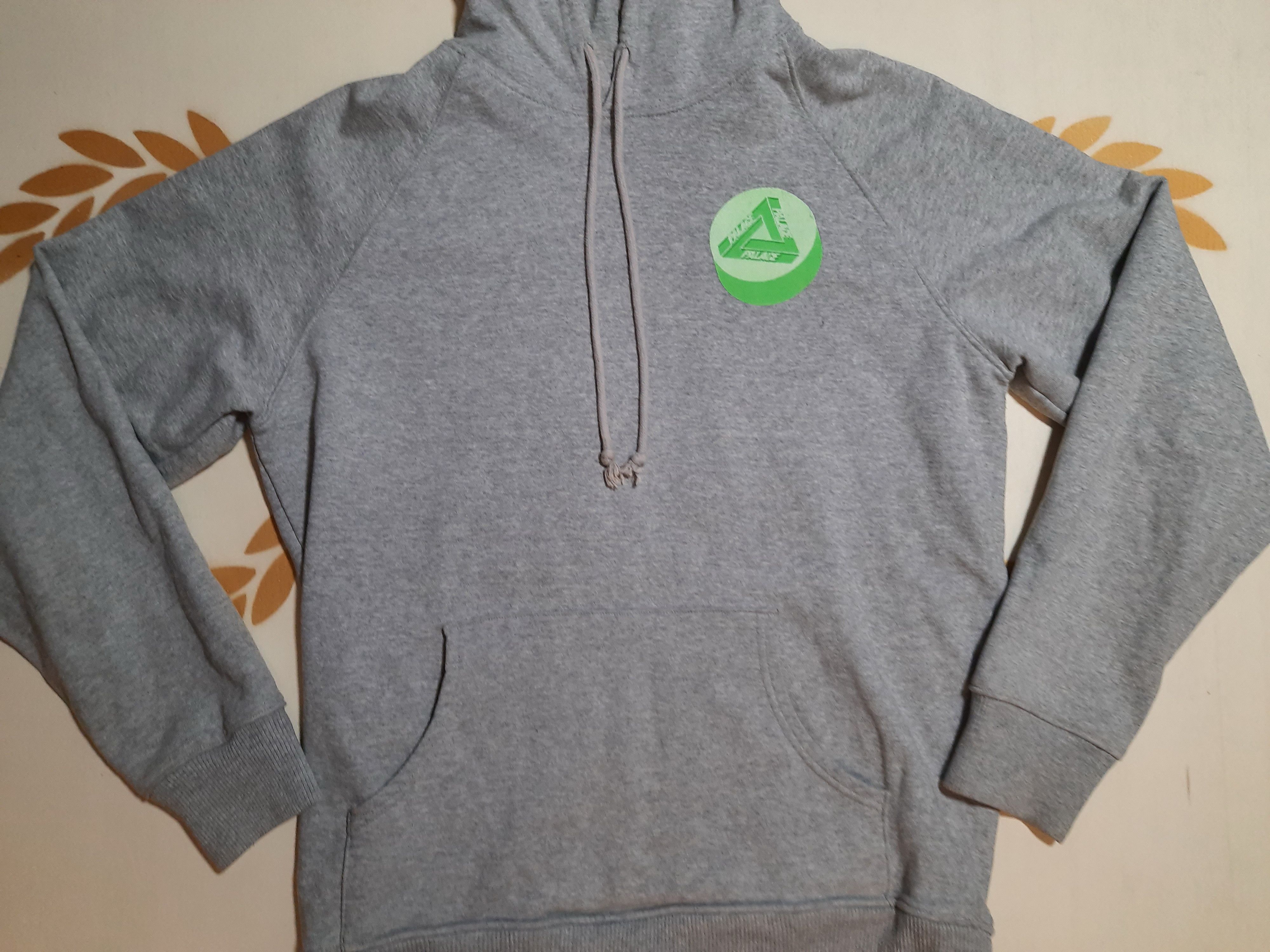Palace Palace Hoodie size L Size US L / EU 52-54 / 3 - 5 Thumbnail