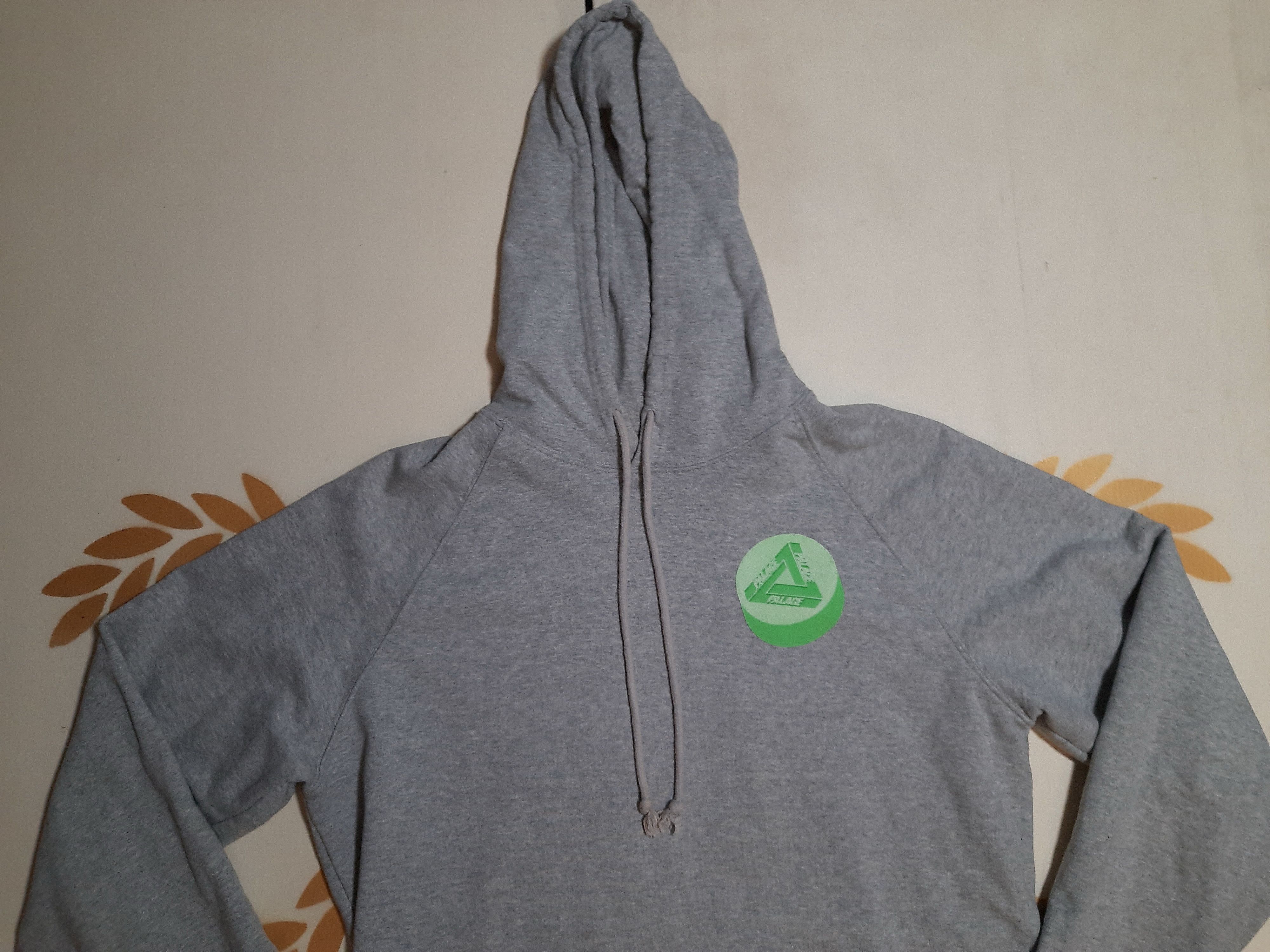 Palace Palace Hoodie size L Size US L / EU 52-54 / 3 - 4 Thumbnail