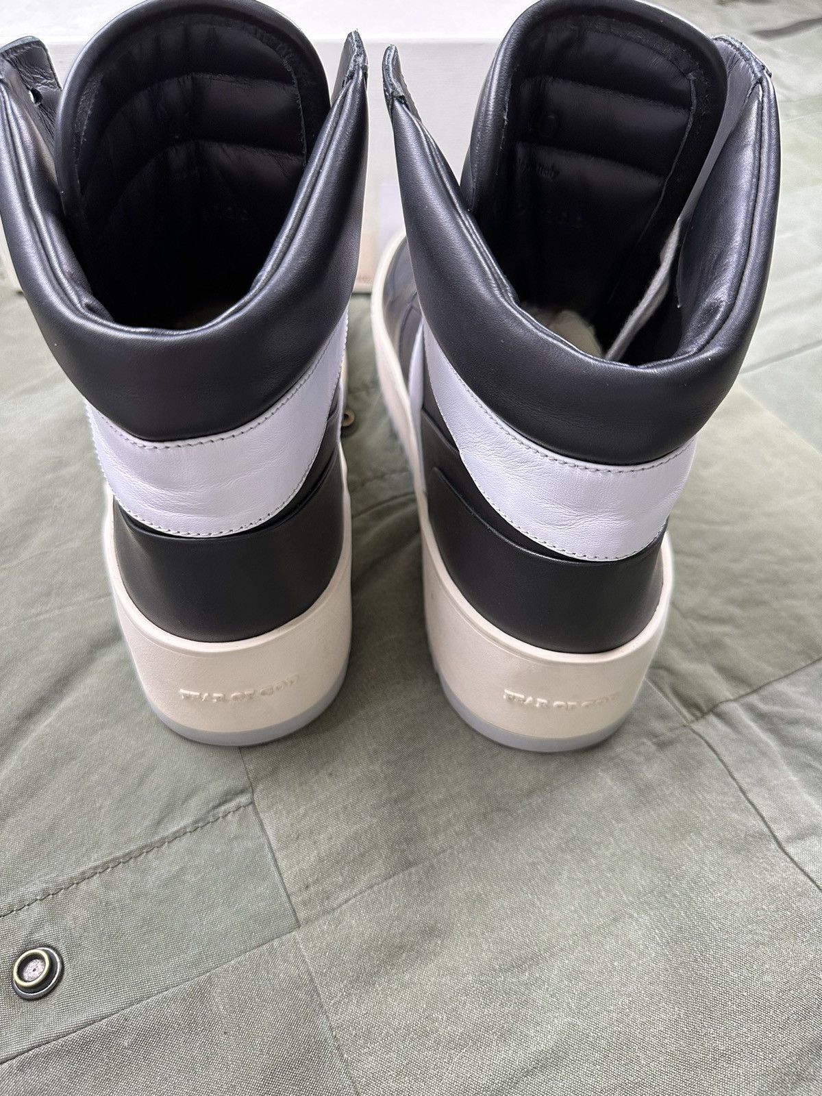 Fear of God 5th collection Basketball Sneaker Size US 7 / EU 40 - 3 Thumbnail