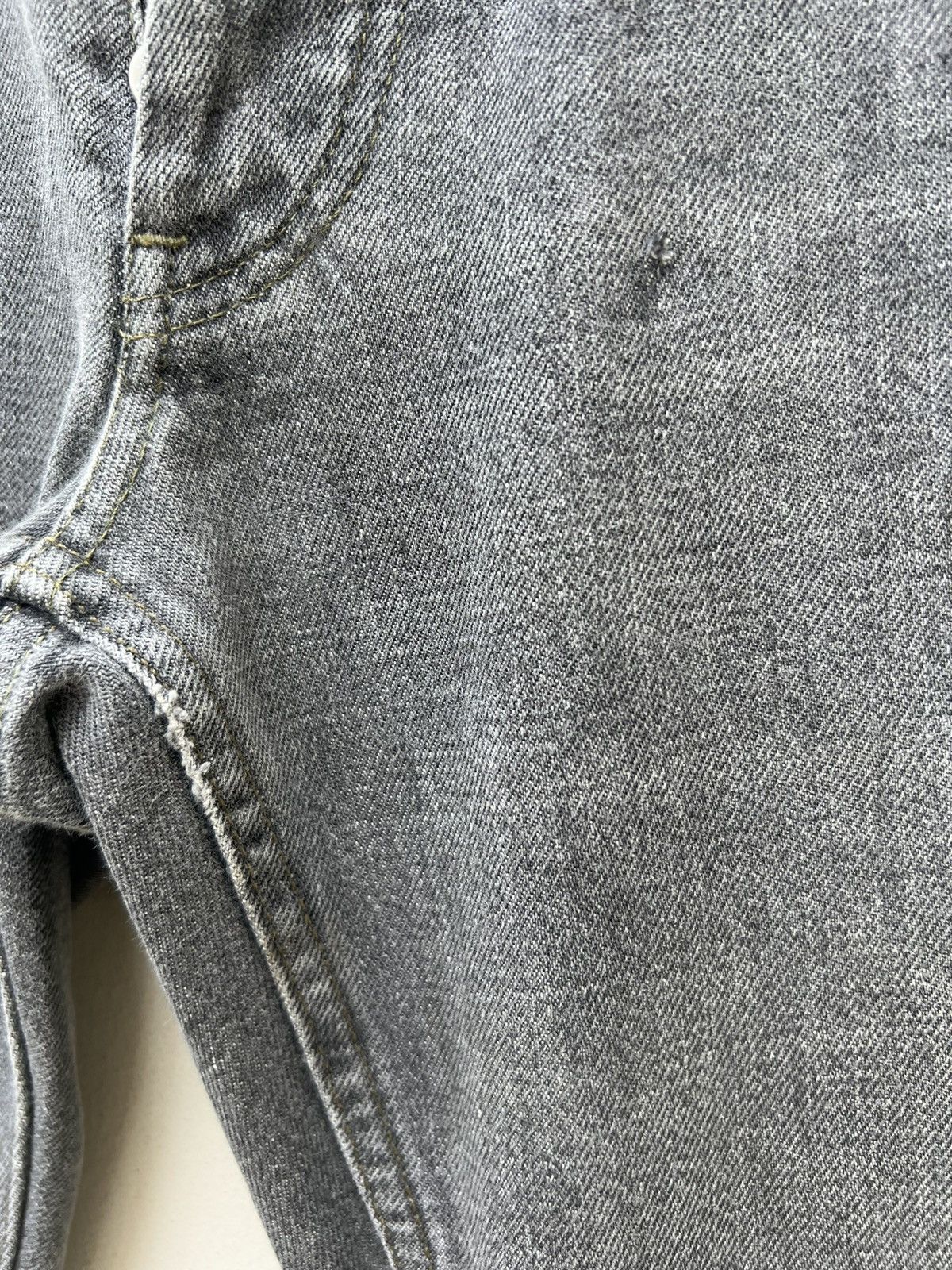 Helmut Lang Vintage 90s Helmut Lang Fade Grey Denim Turn Up Cut Jeans Size US 29 - 11 Thumbnail