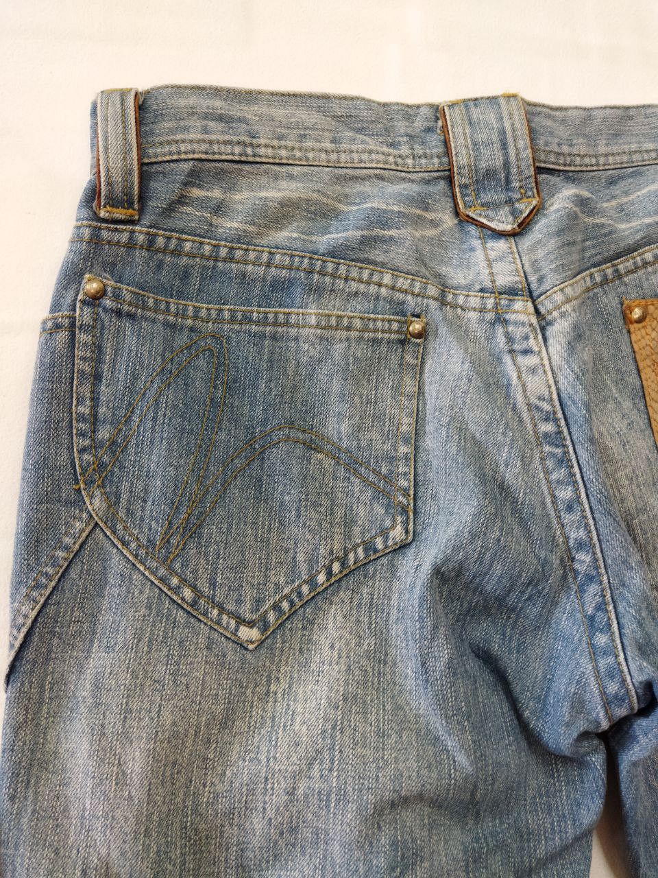 Nicole Club Japanese Nicole Club With Leather Pocket Jeans Size US 33 - 8 Thumbnail