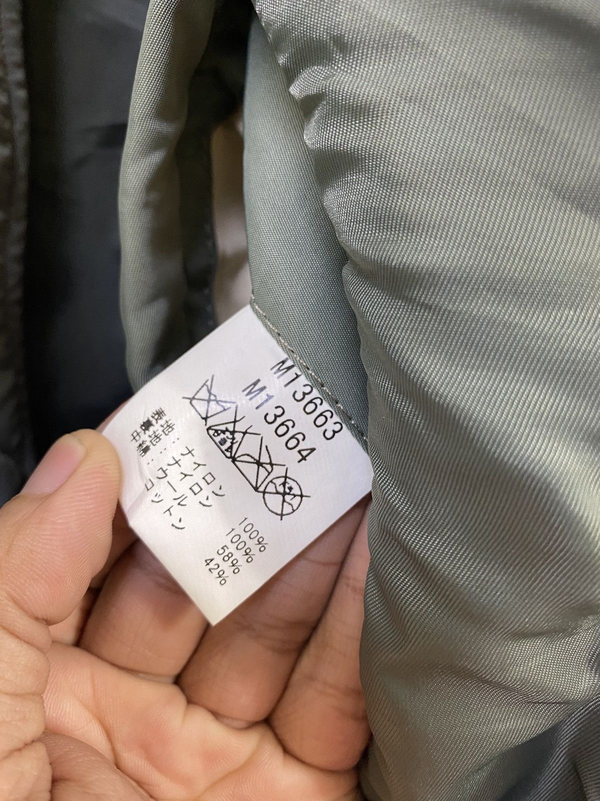 Buzz Rickson's Buzz Rickson’s Flight Jacket B-15D Design U.S Air Force Size US S / EU 44-46 / 1 - 9 Thumbnail