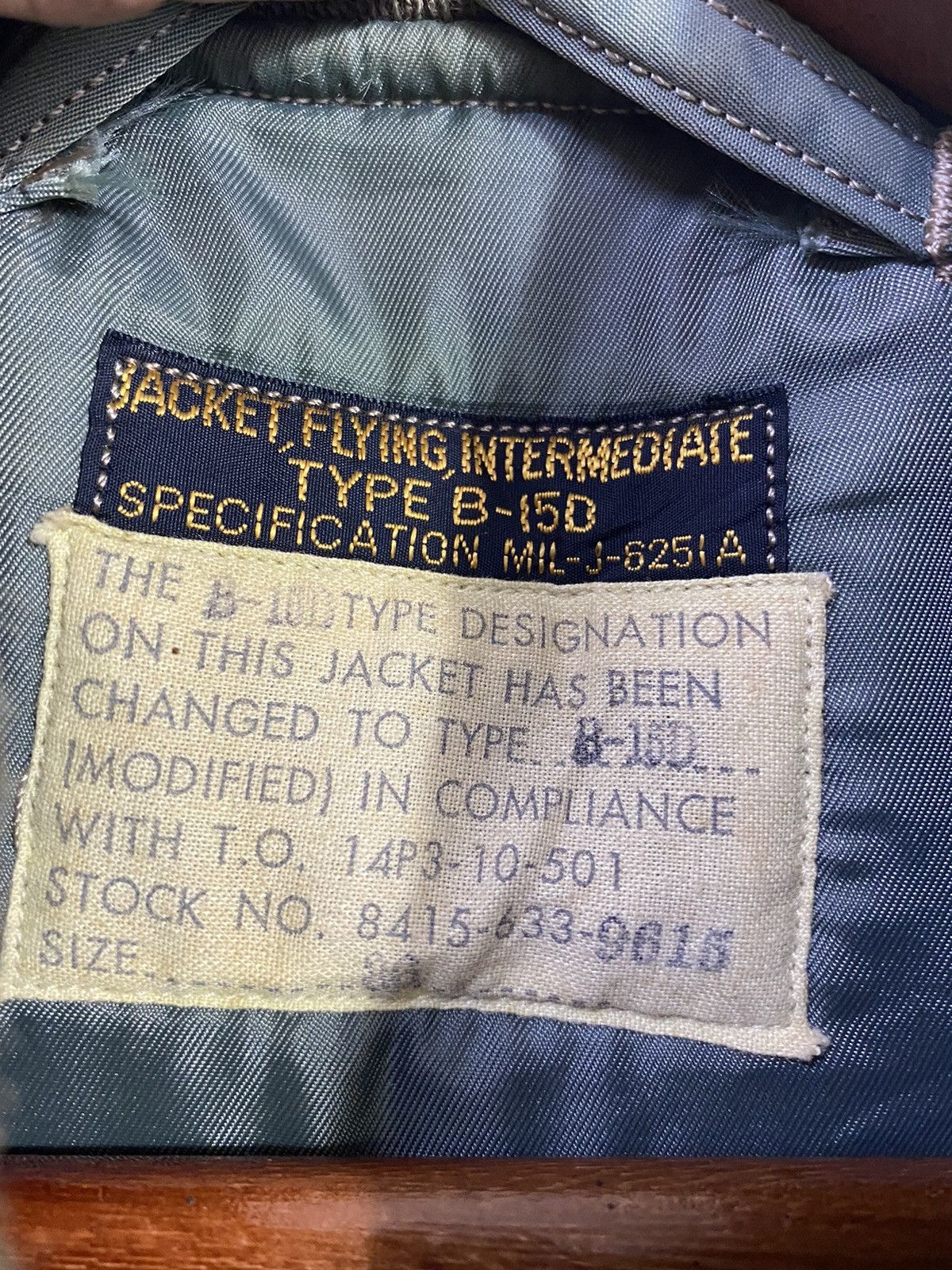 Buzz Rickson's Buzz Rickson’s Flight Jacket B-15D Design U.S Air Force Size US S / EU 44-46 / 1 - 3 Thumbnail